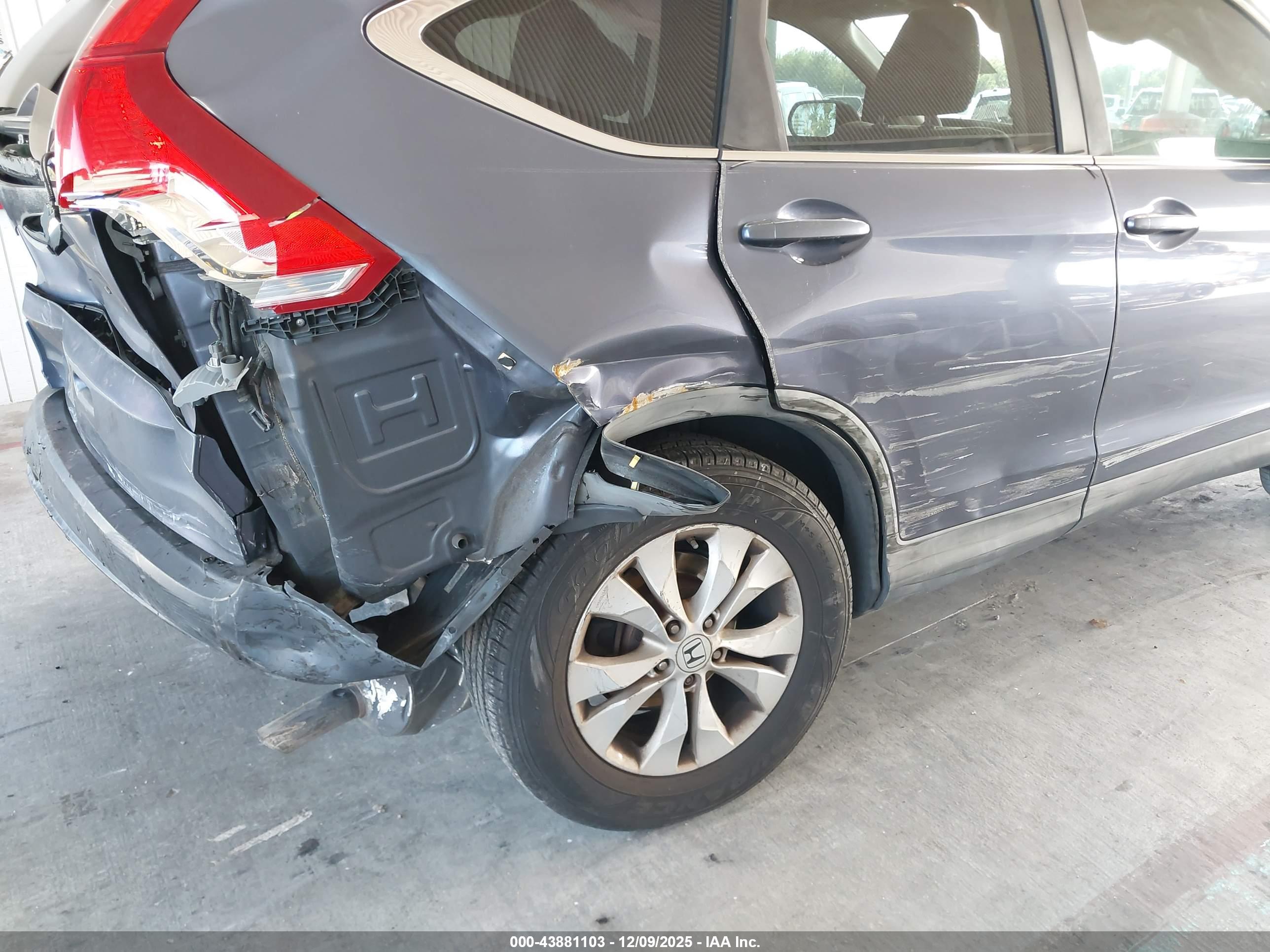 HONDA CR-V image 6