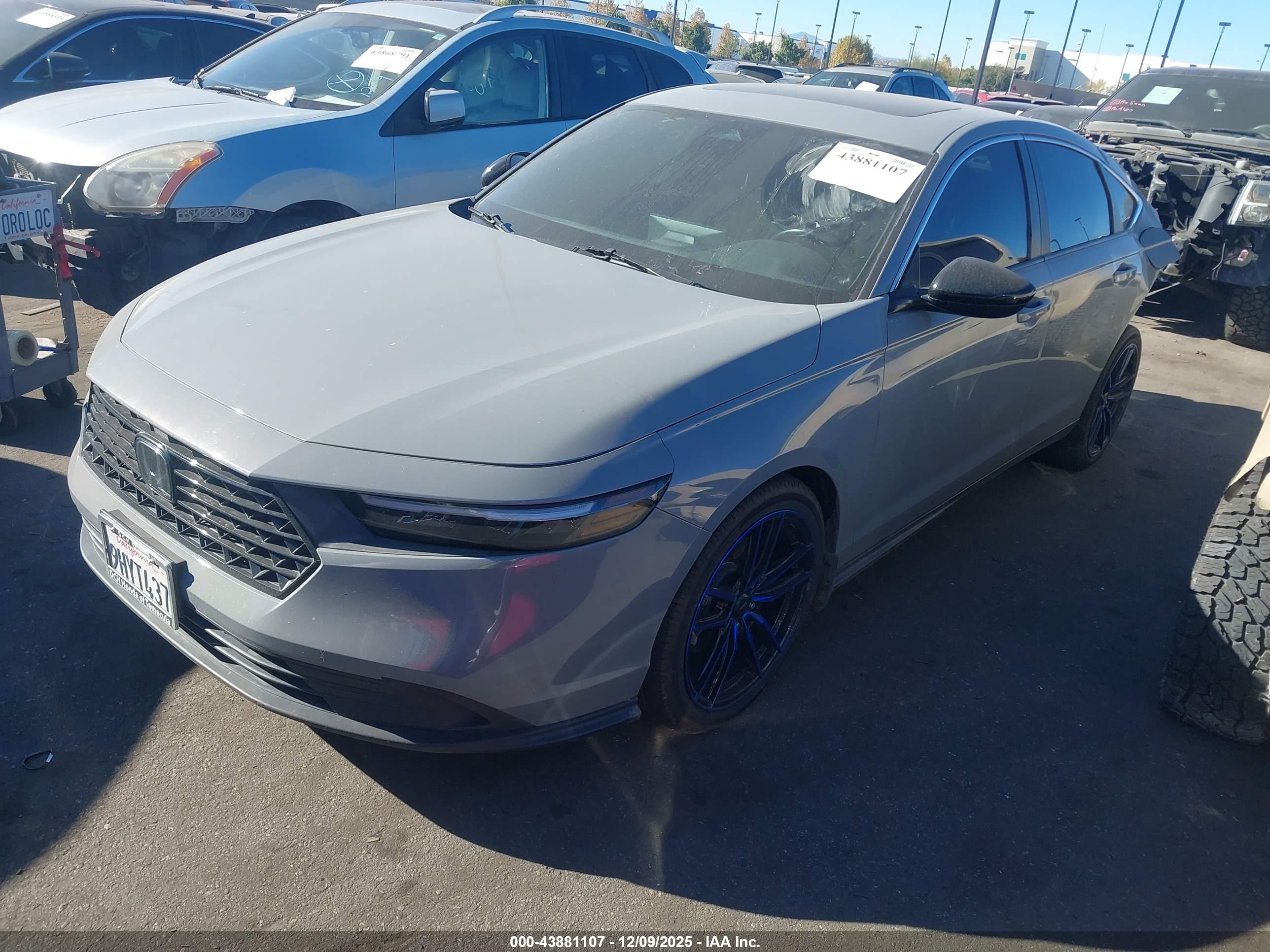 HONDA ACCORD image 2