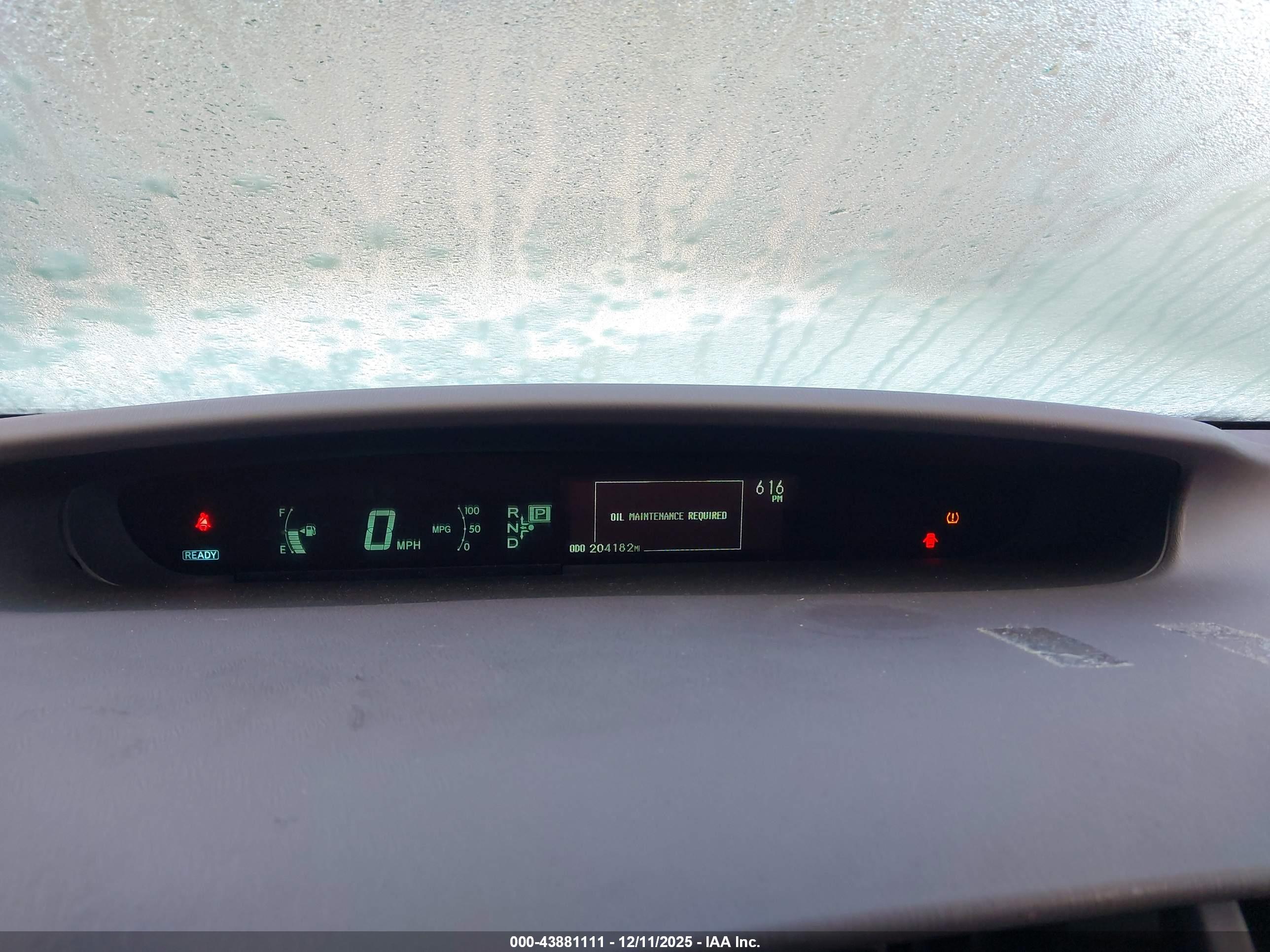 TOYOTA PRIUS image 7