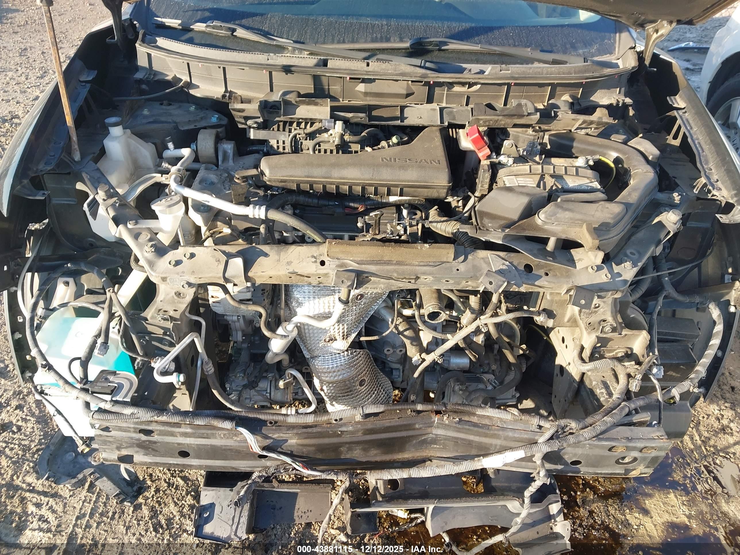 NISSAN ROGUE image 10