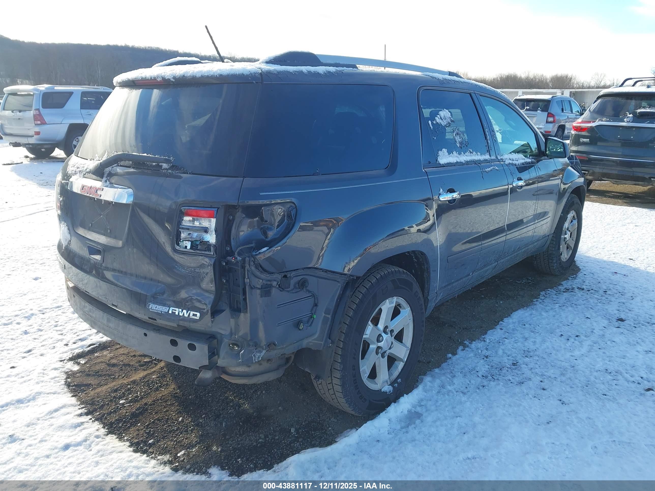 GMC ACADIA image 4
