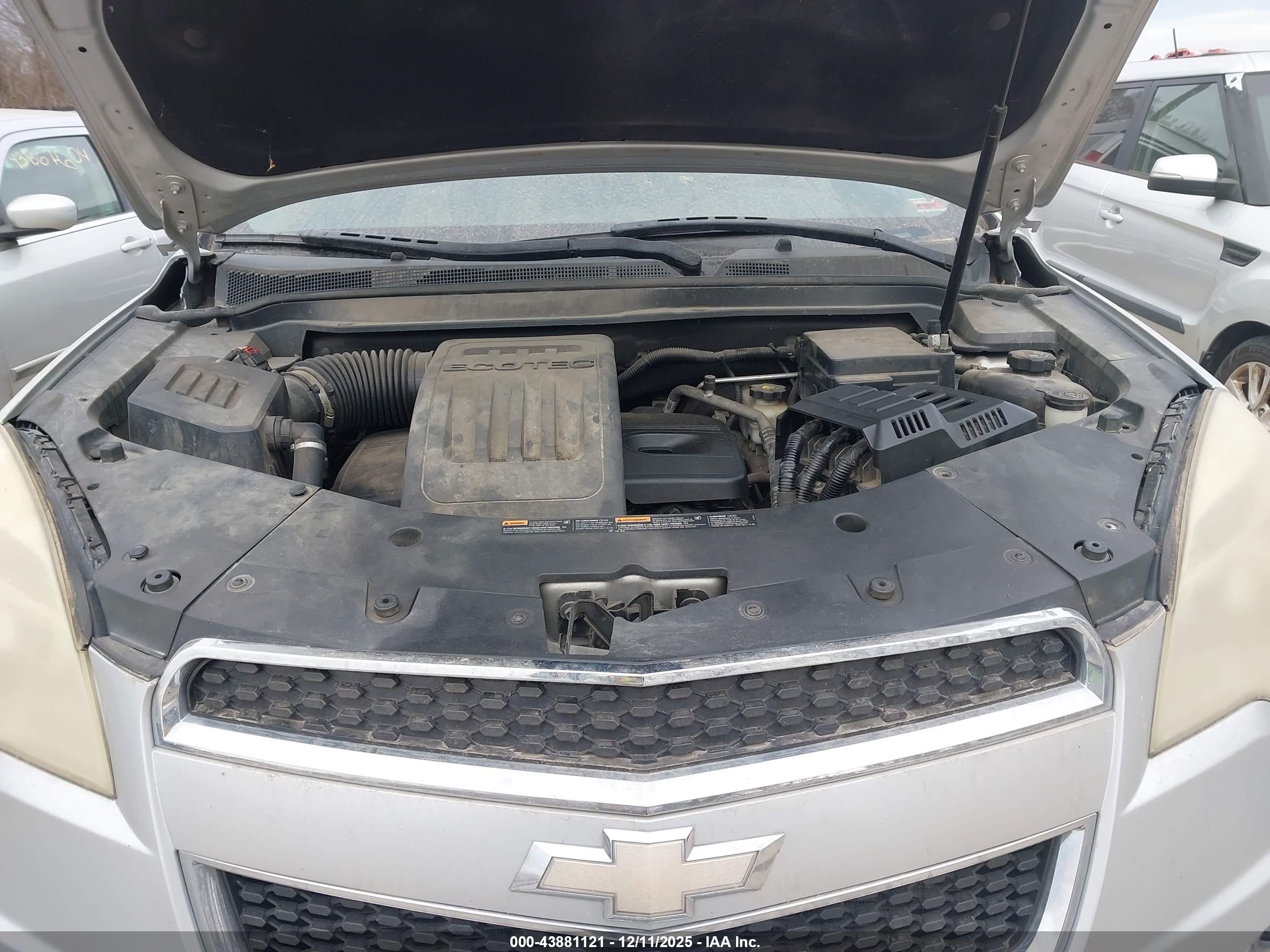 CHEVROLET EQUINOX image 10