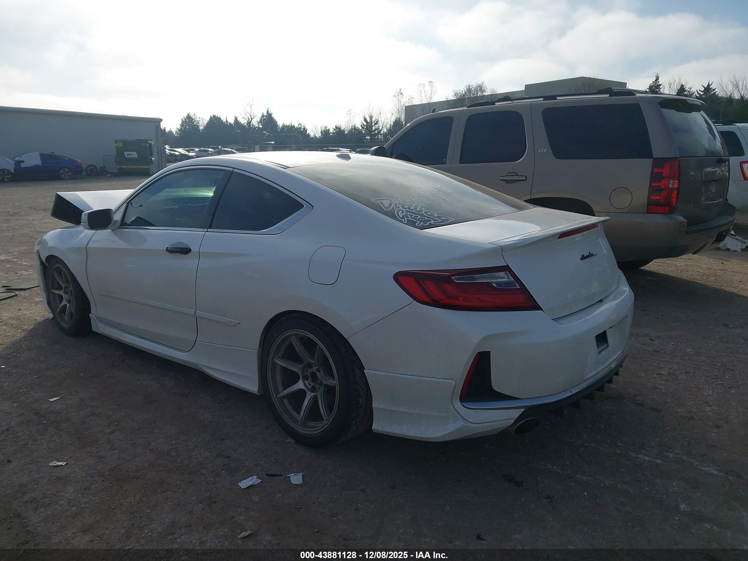 HONDA ACCORD image 3
