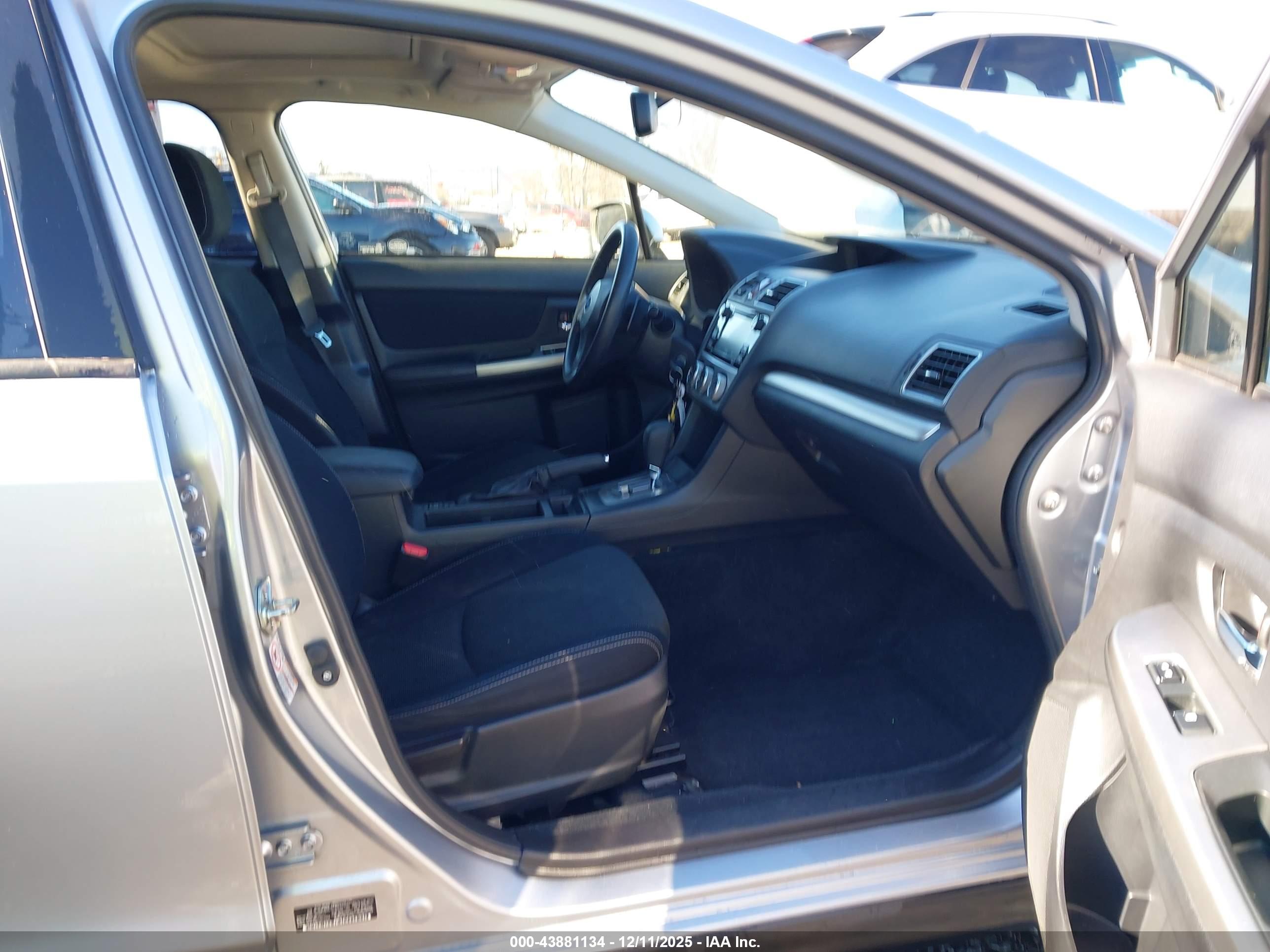 SUBARU XV image 5