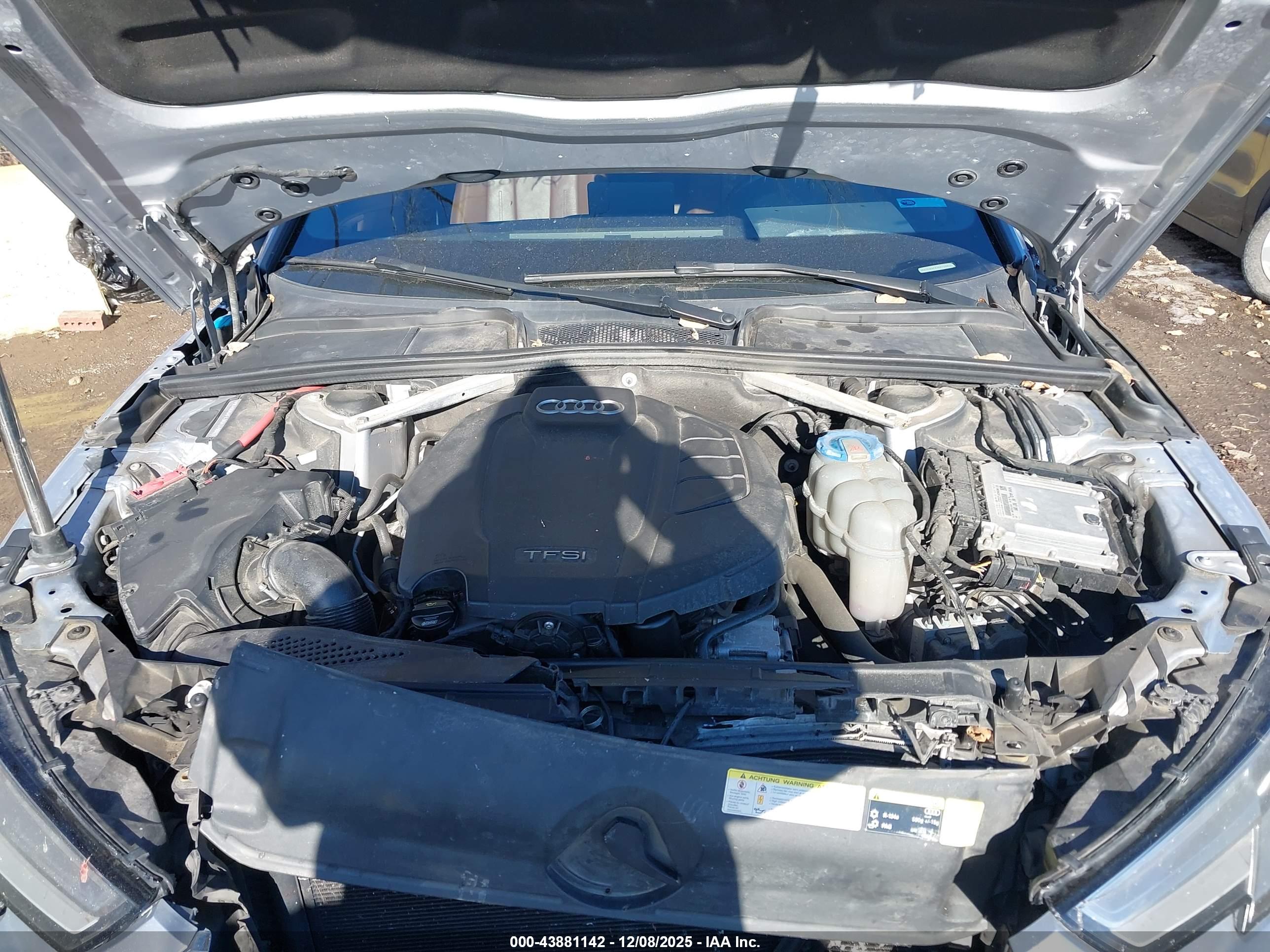 AUDI A4 image 10