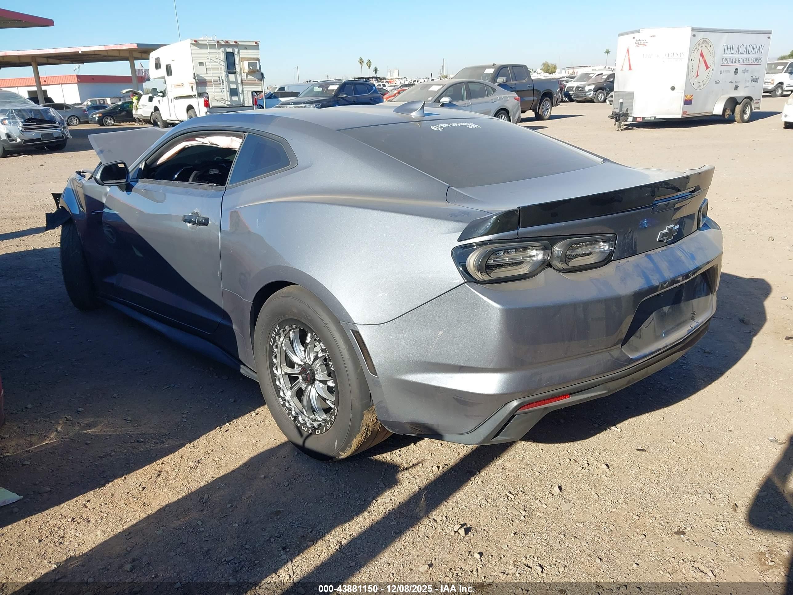 CHEVROLET CAMARO image 3