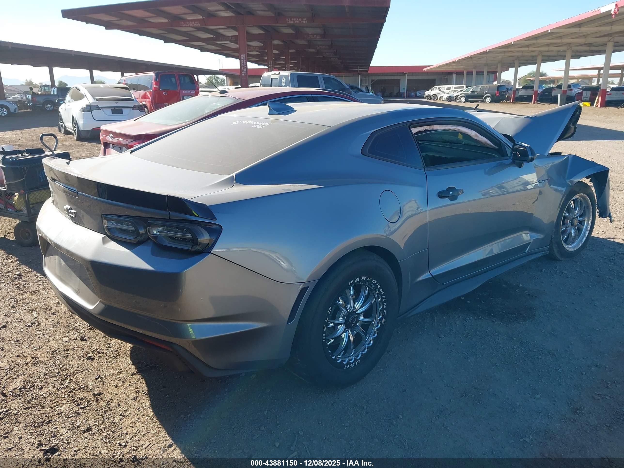 CHEVROLET CAMARO image 4