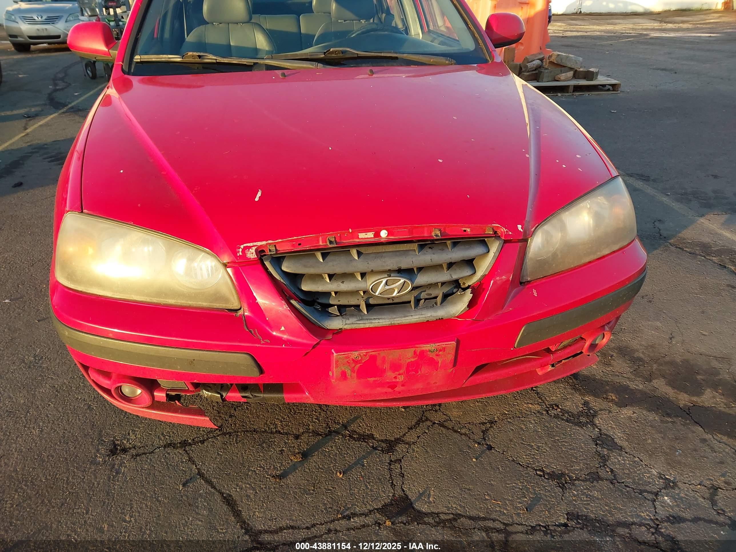 HYUNDAI ELANTRA image 6