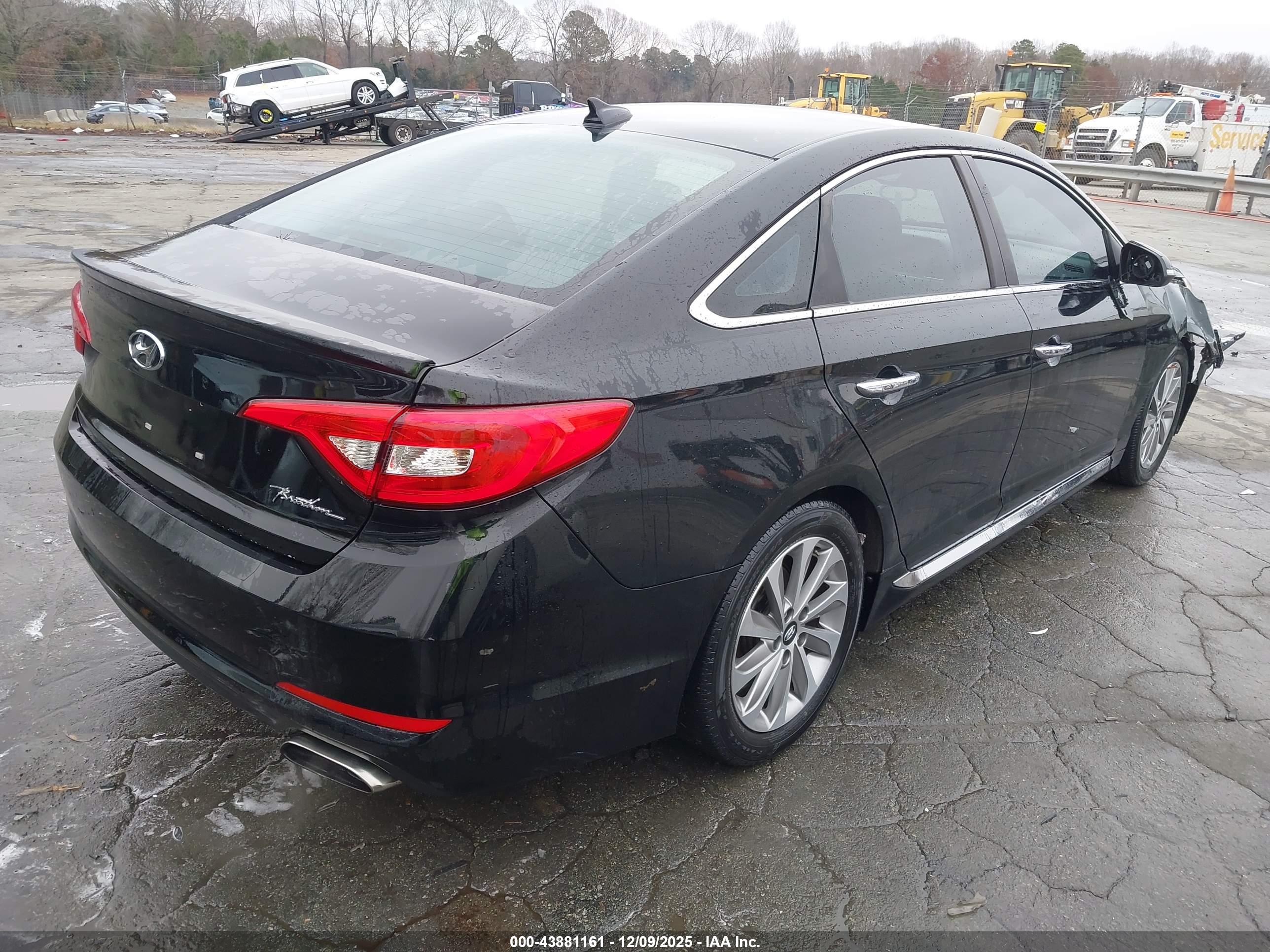 HYUNDAI SONATA image 4