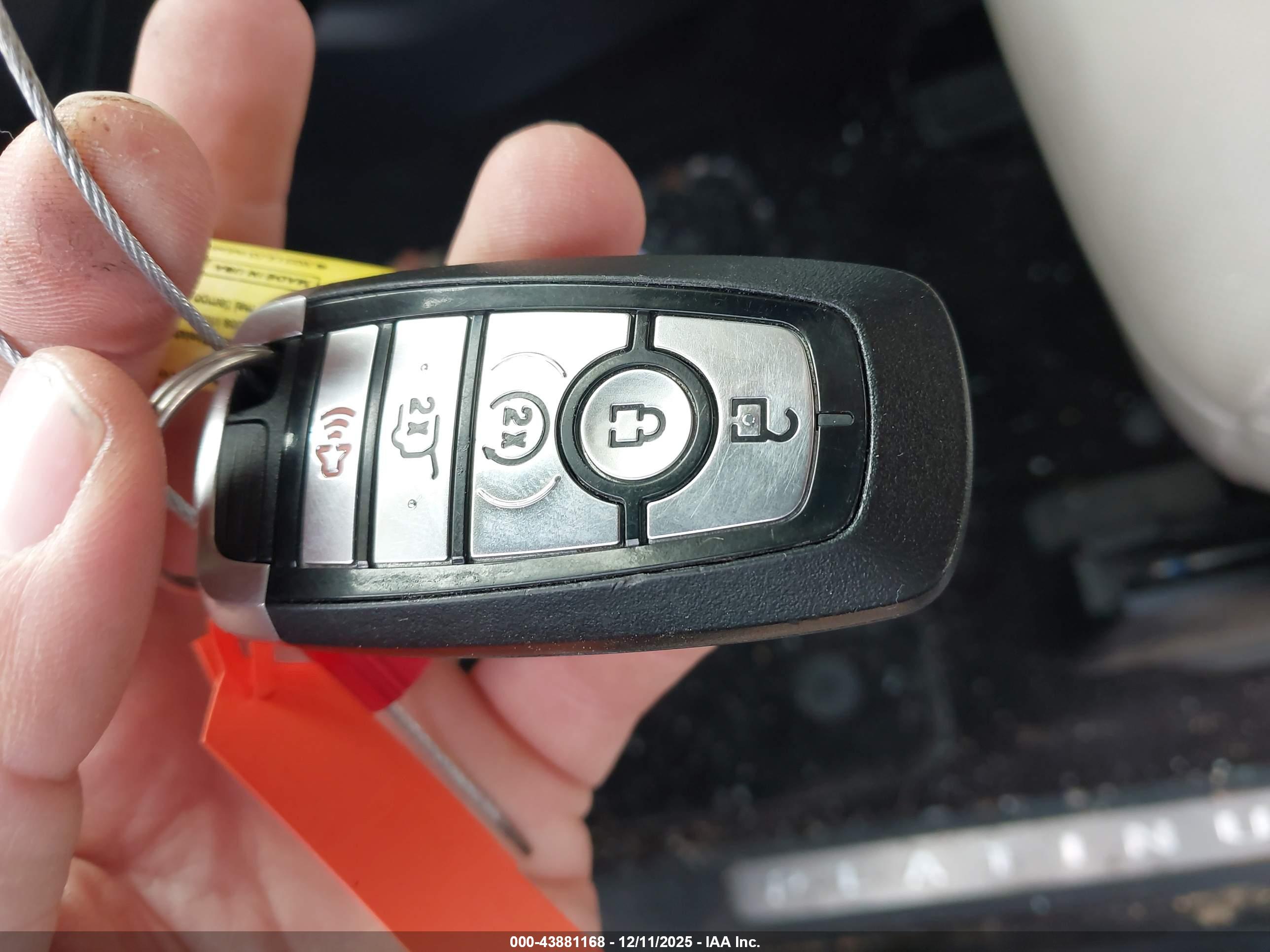 FORD EXPEDITION image 11
