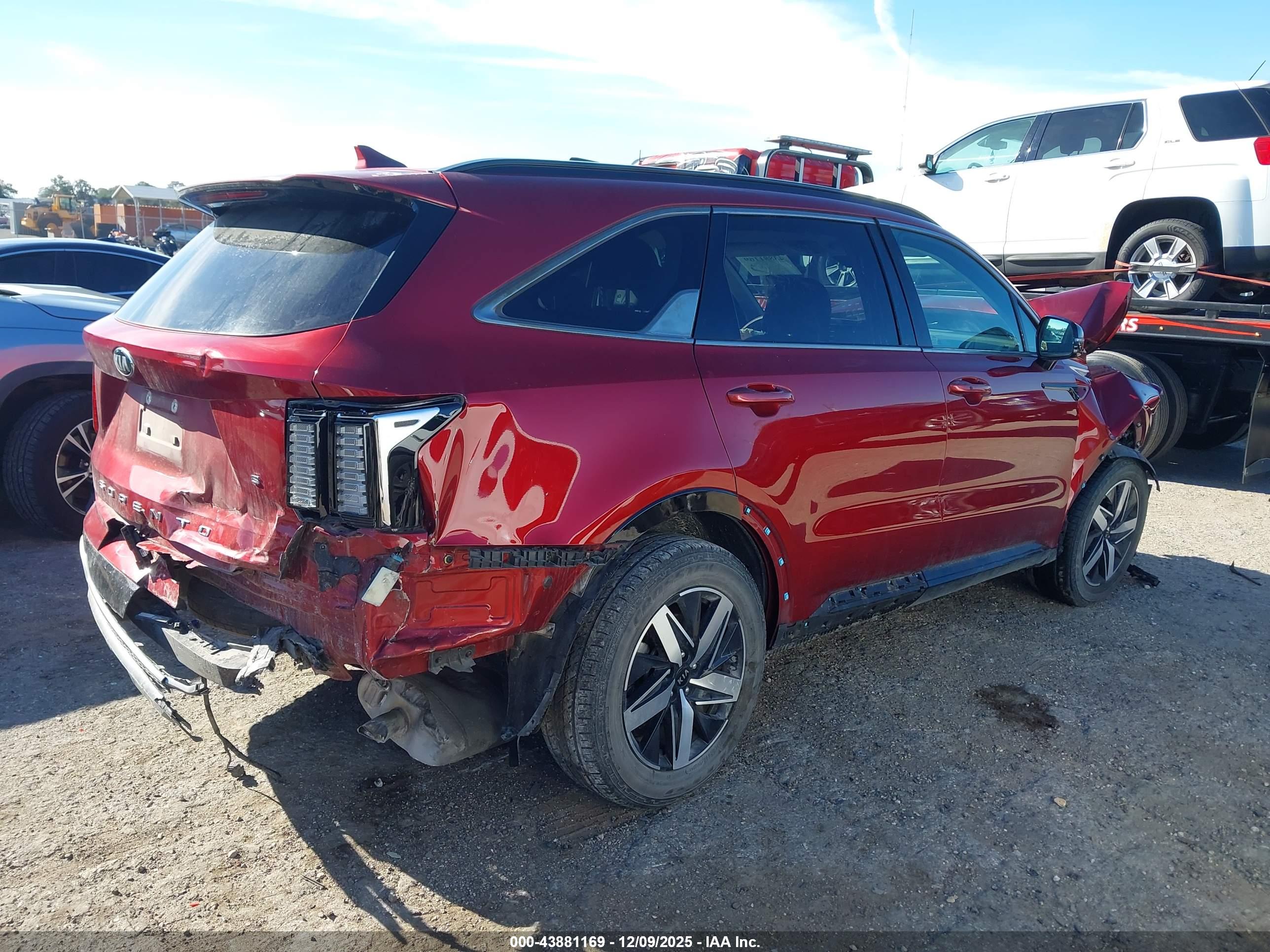 KIA SORENTO image 4