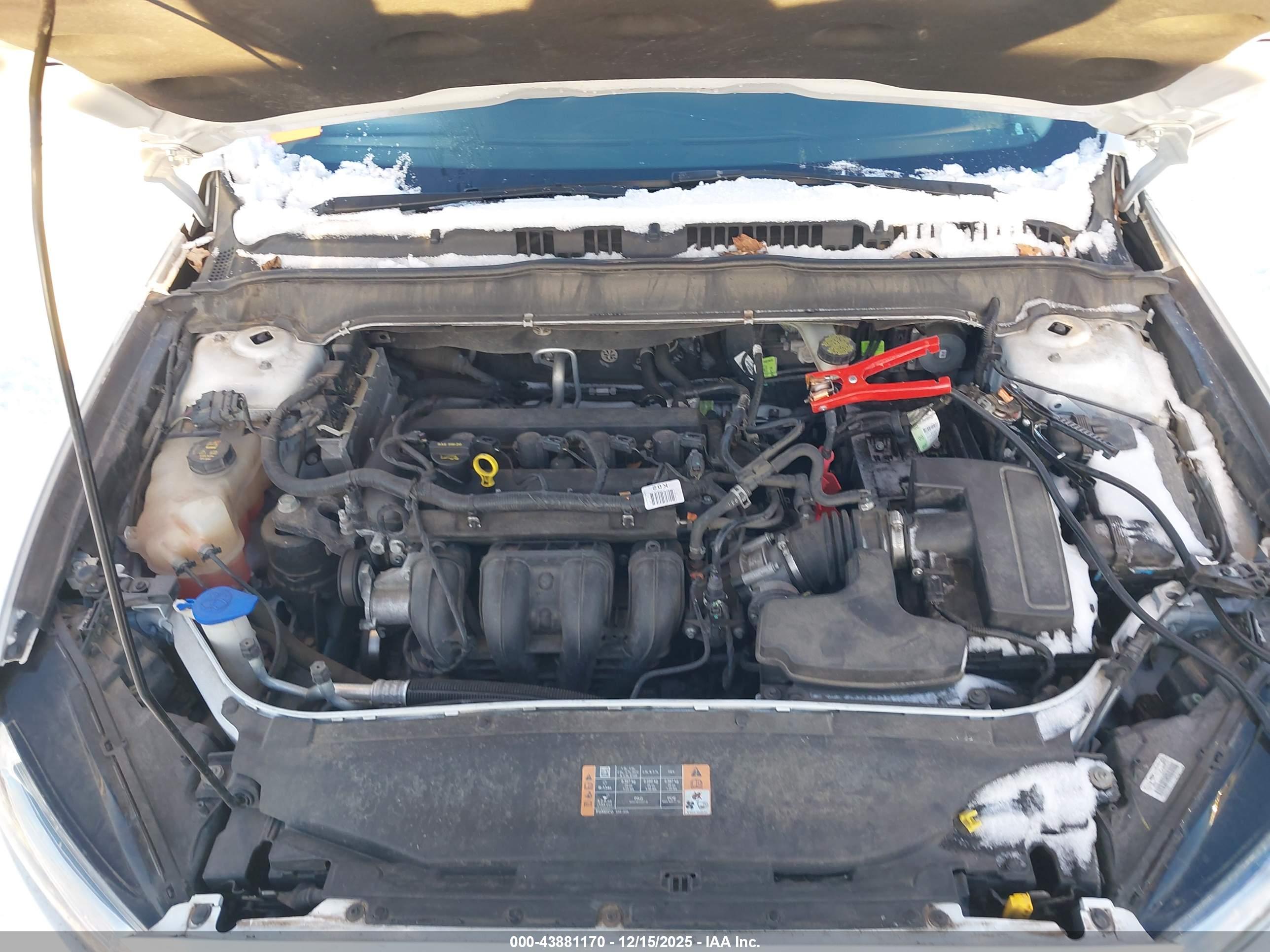FORD FUSION image 10