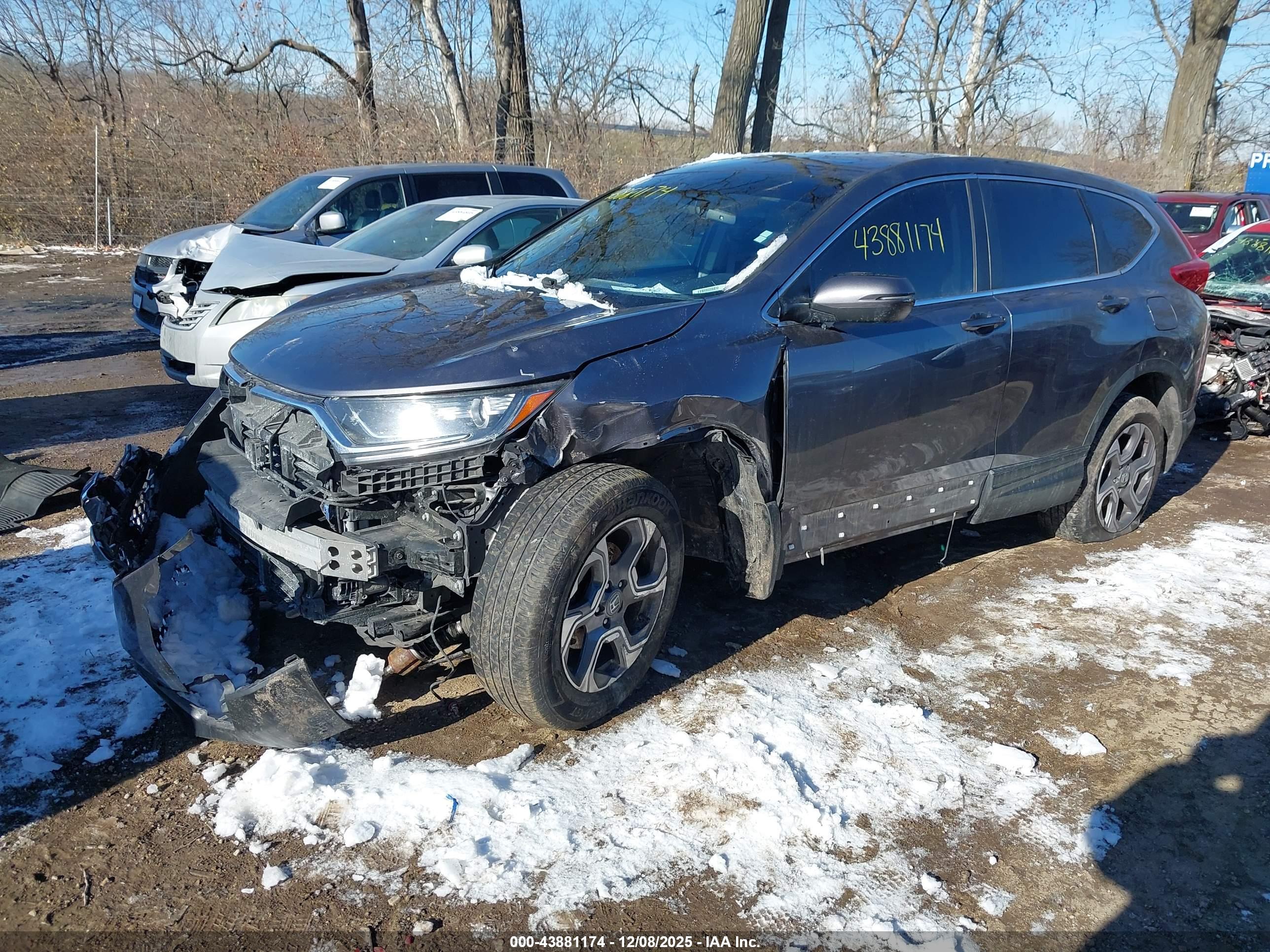 HONDA CR-V image 2