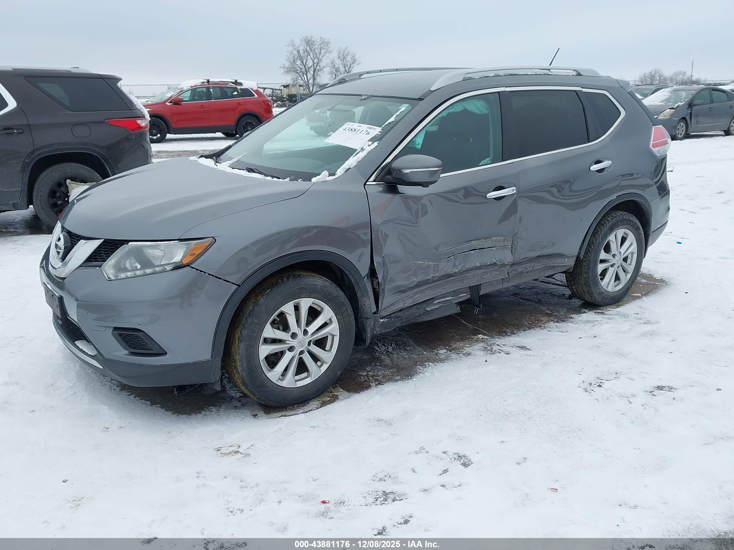 NISSAN ROGUE image 2