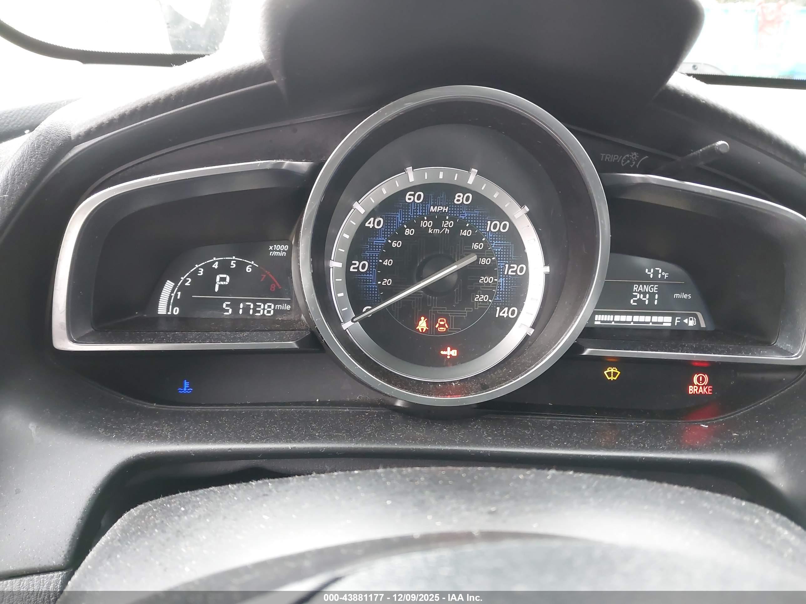 TOYOTA YARIS image 7
