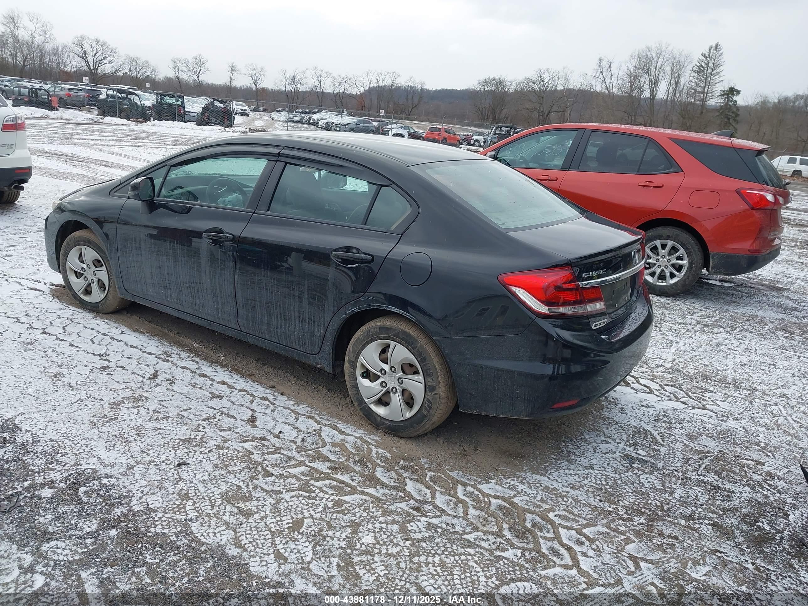 HONDA CIVIC image 3