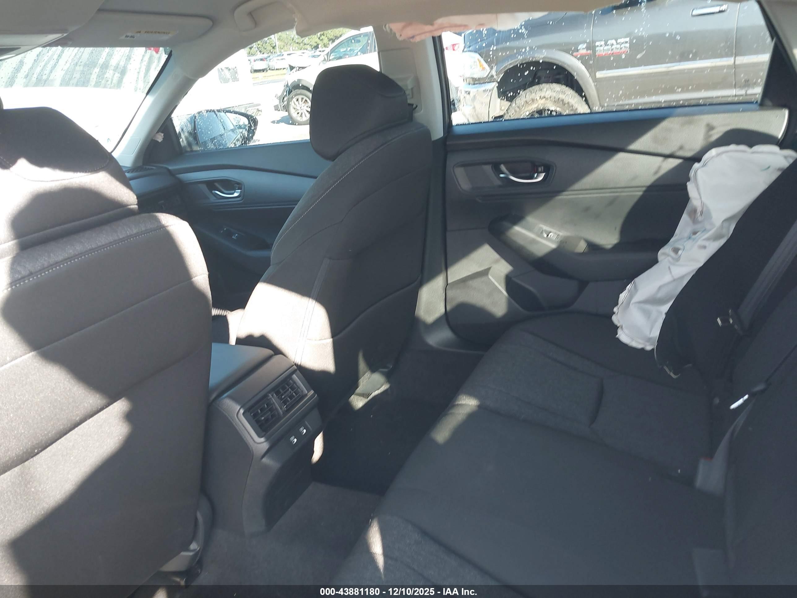 HONDA ACCORD image 8