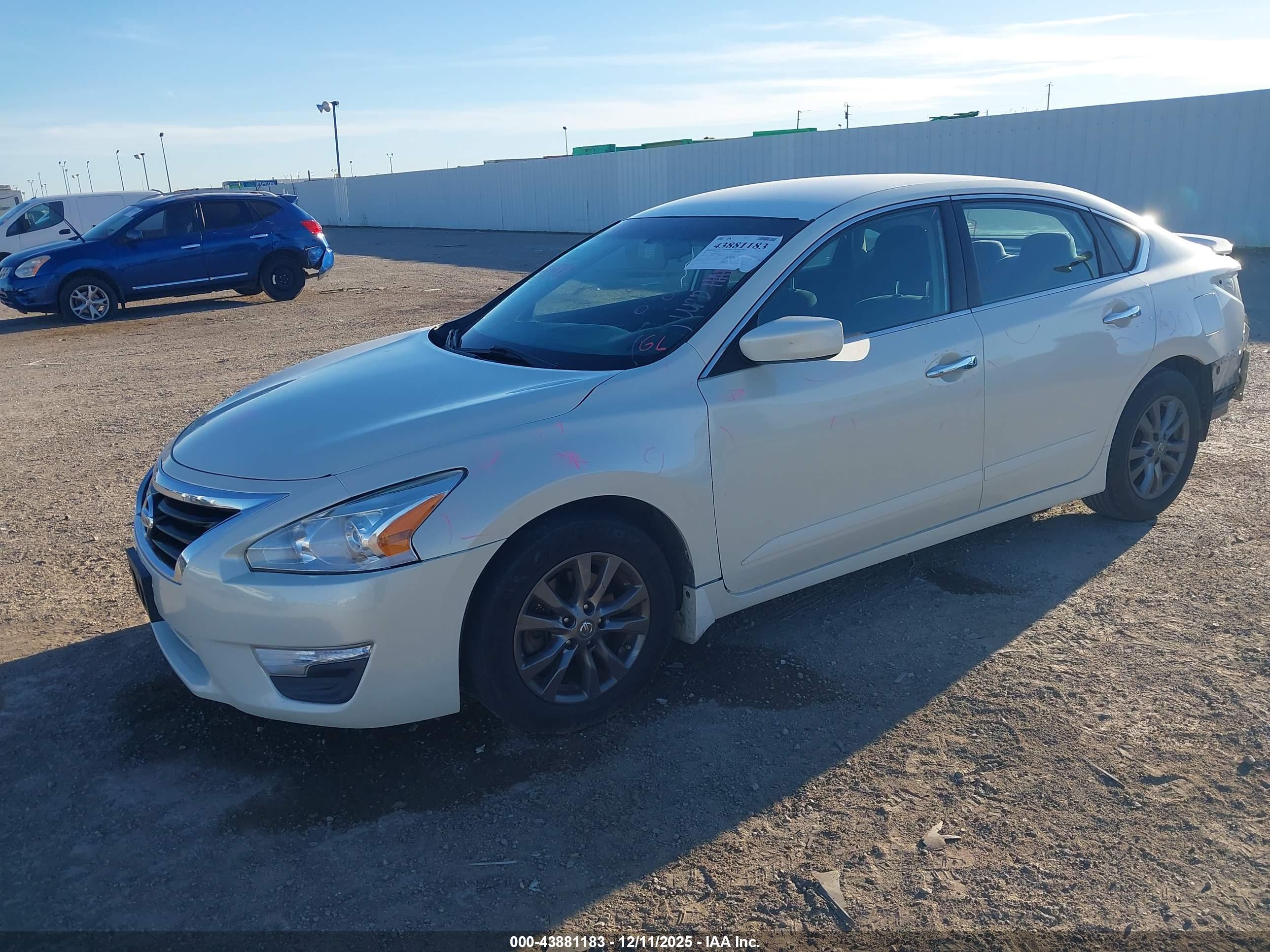 NISSAN ALTIMA image 2