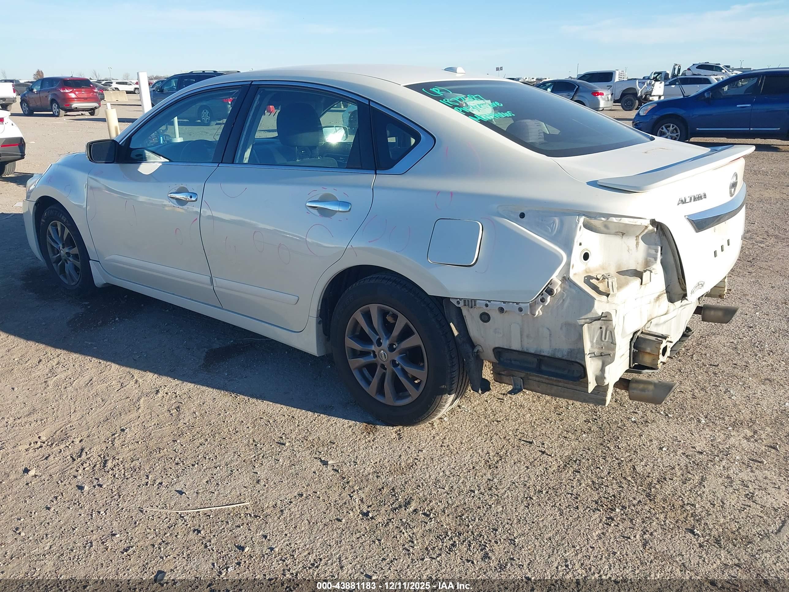 NISSAN ALTIMA image 3