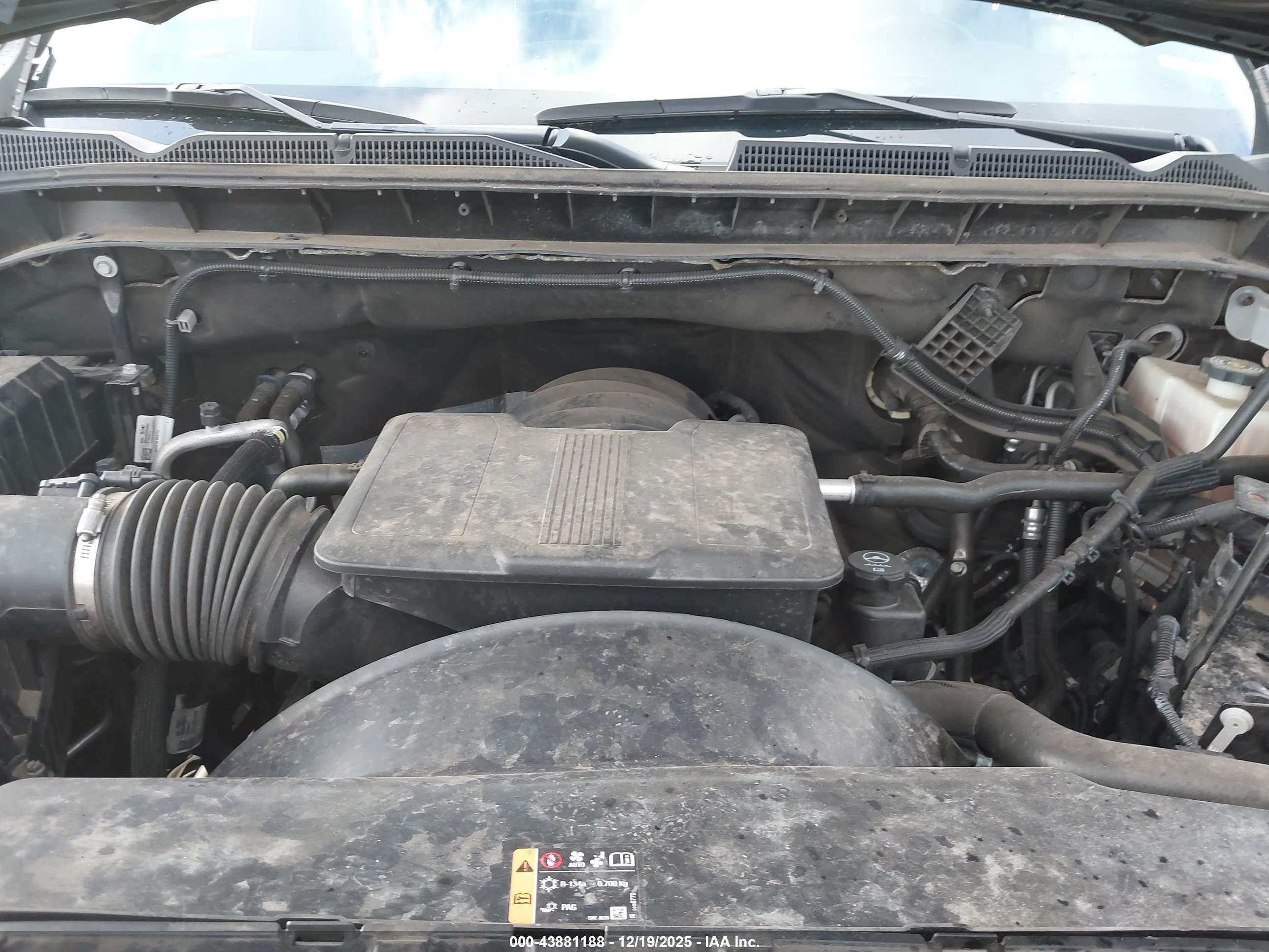 GMC SIERRA image 10
