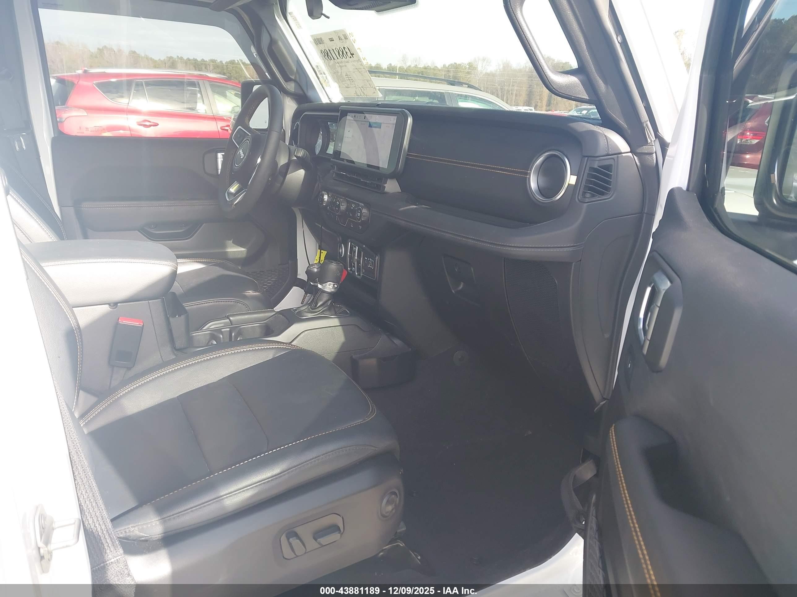 JEEP WRANGLER image 5