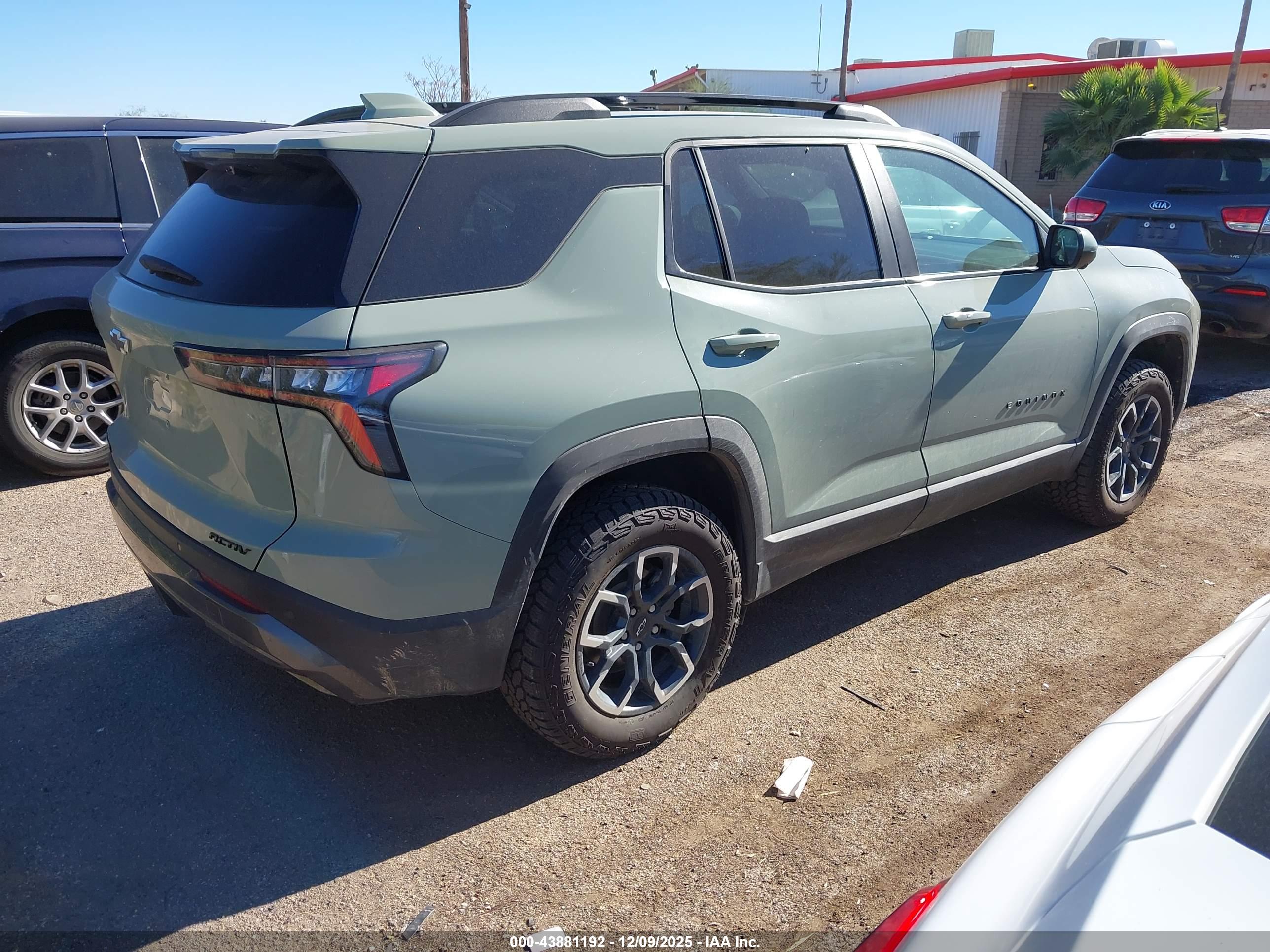 CHEVROLET EQUINOX image 4