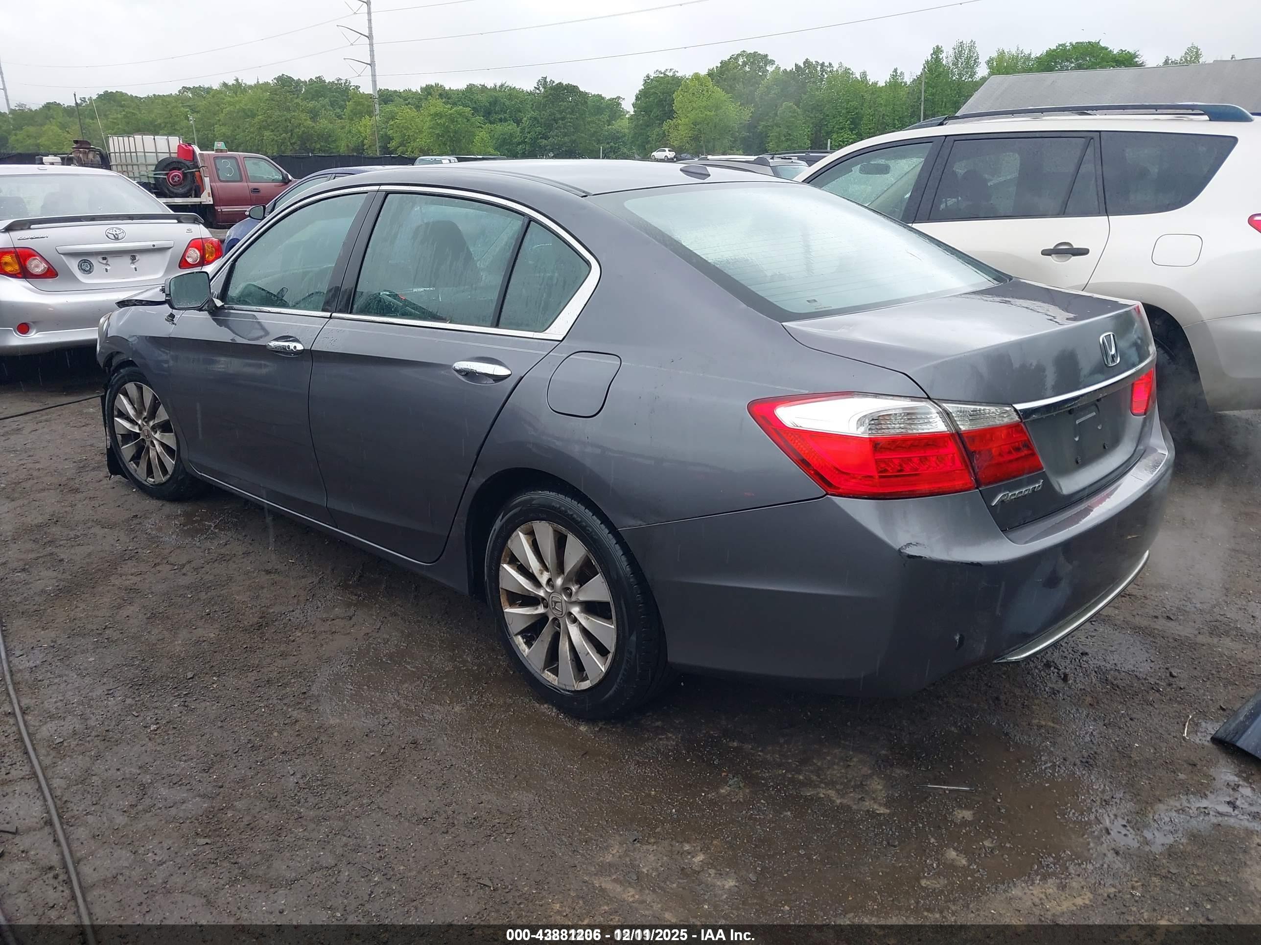 HONDA ACCORD image 3