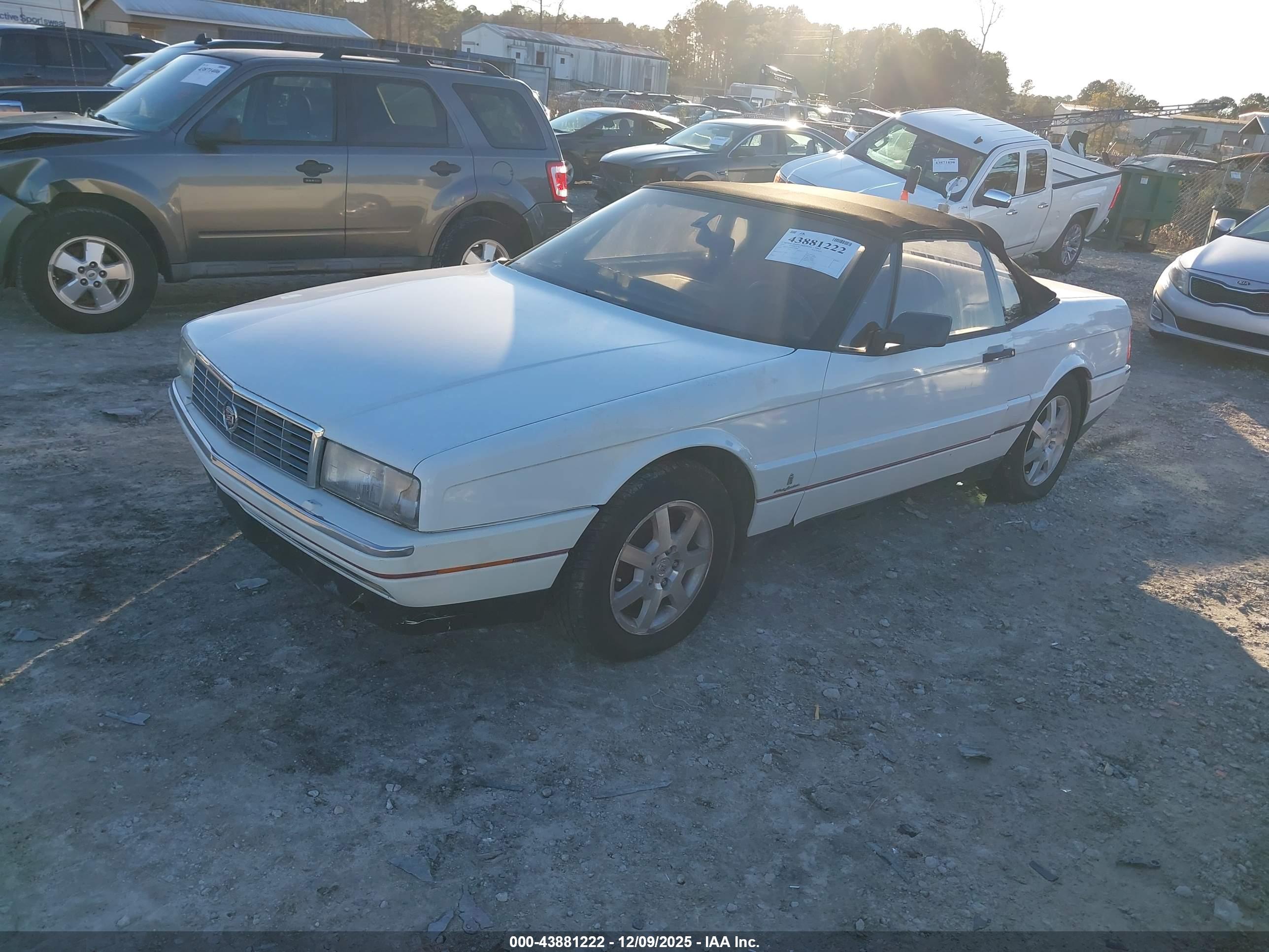CADILLAC ALLANTE image 2