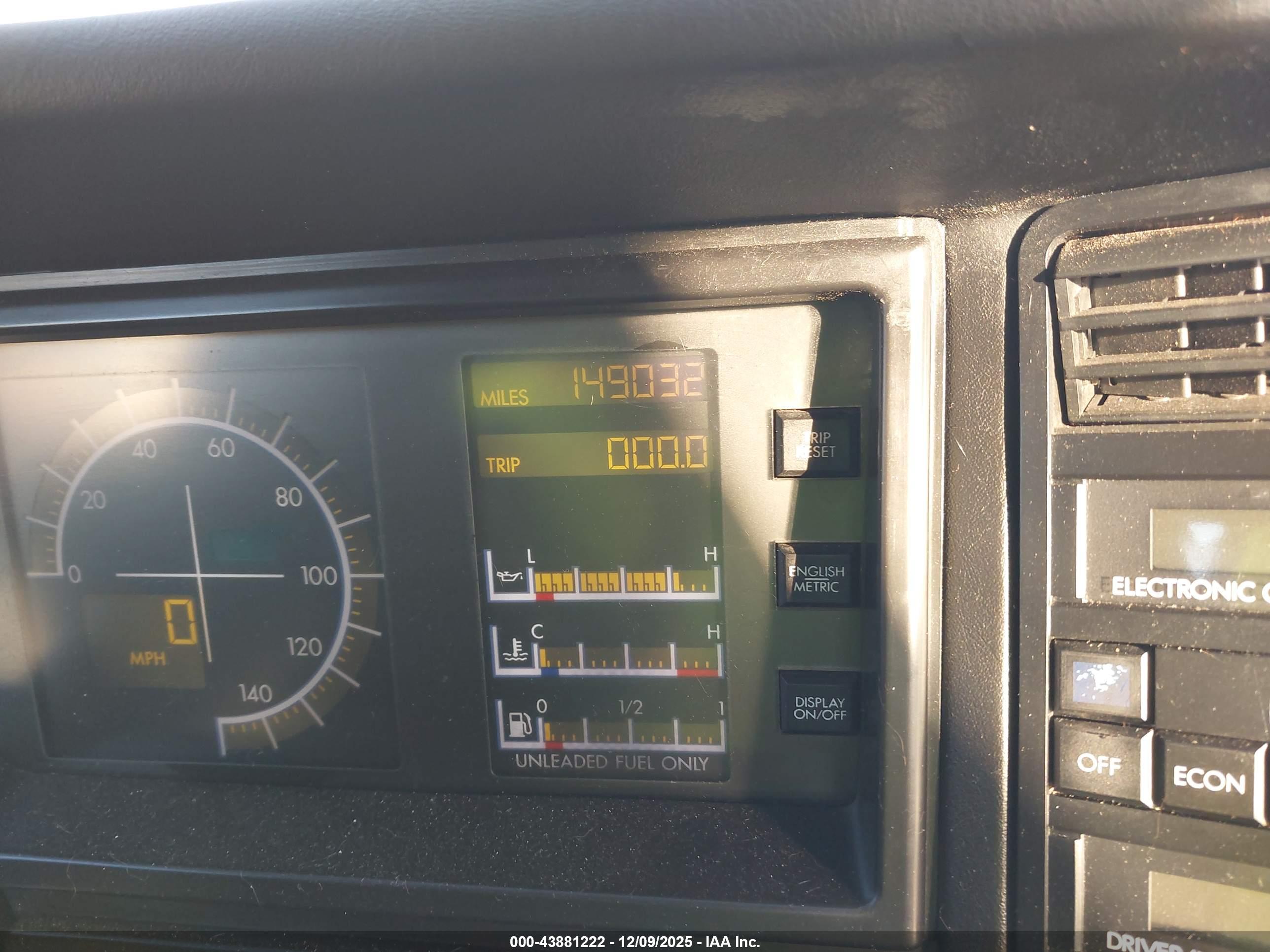 CADILLAC ALLANTE image 7