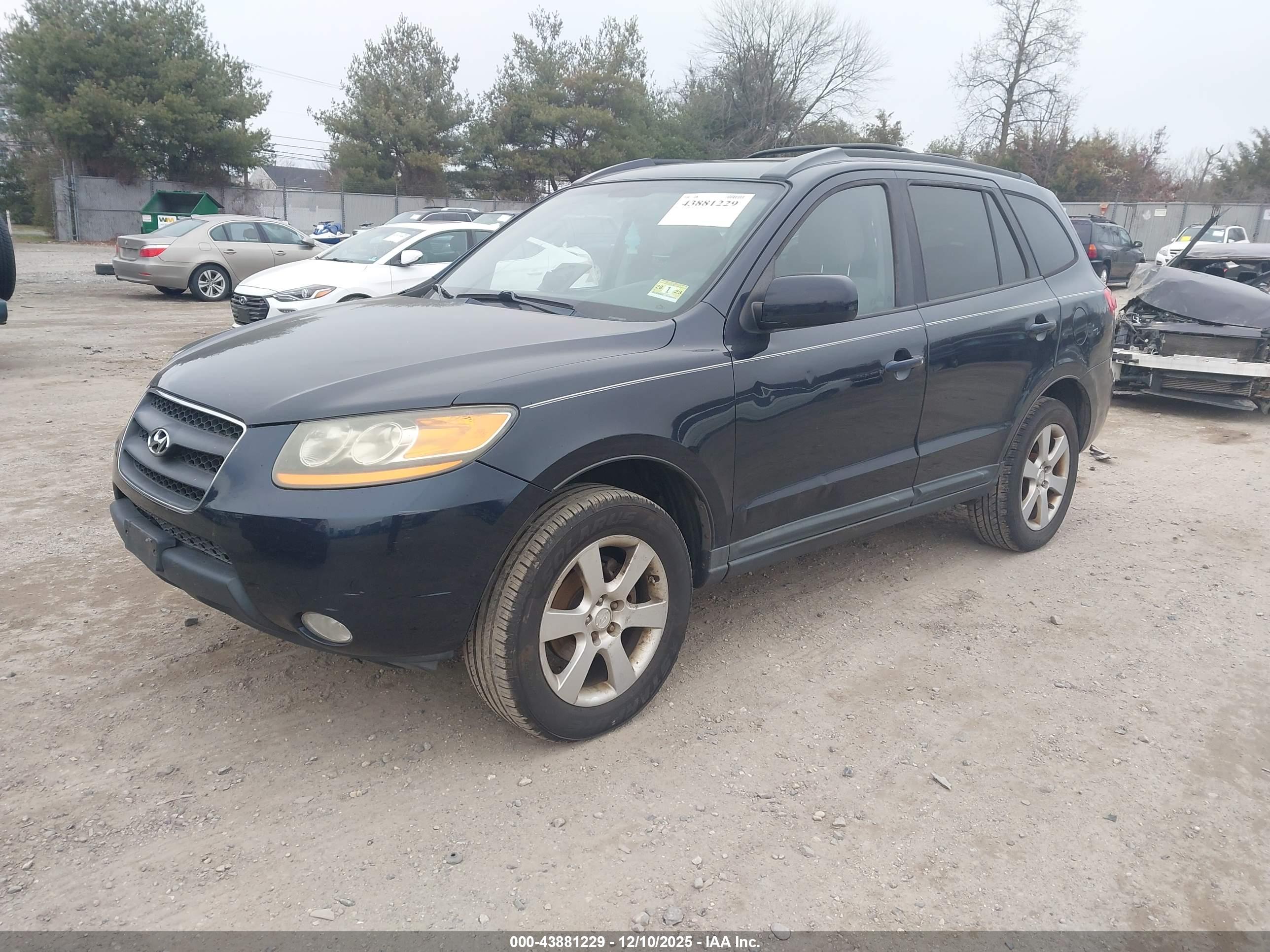 HYUNDAI SANTA image 2