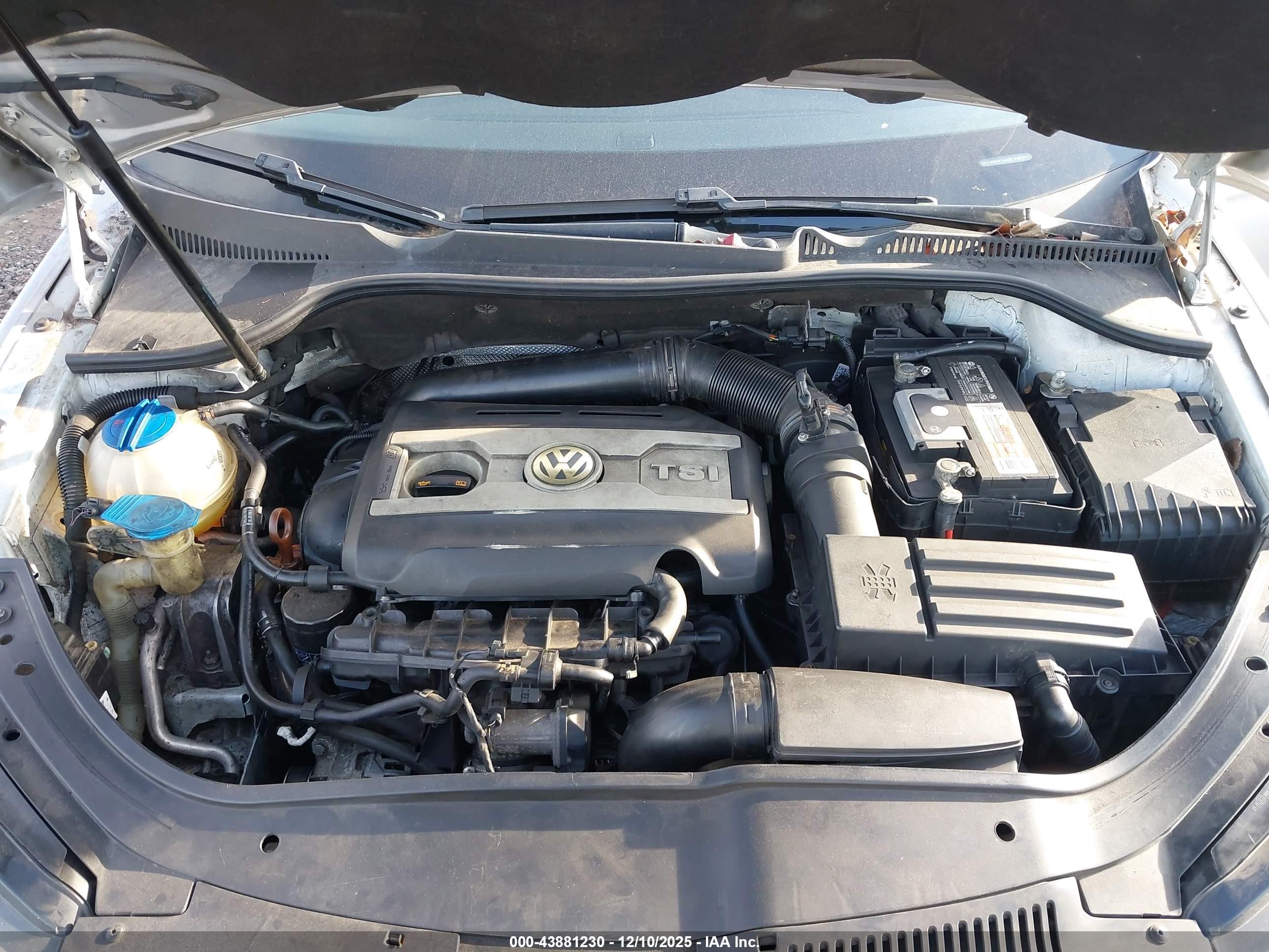 VOLKSWAGEN EOS image 10