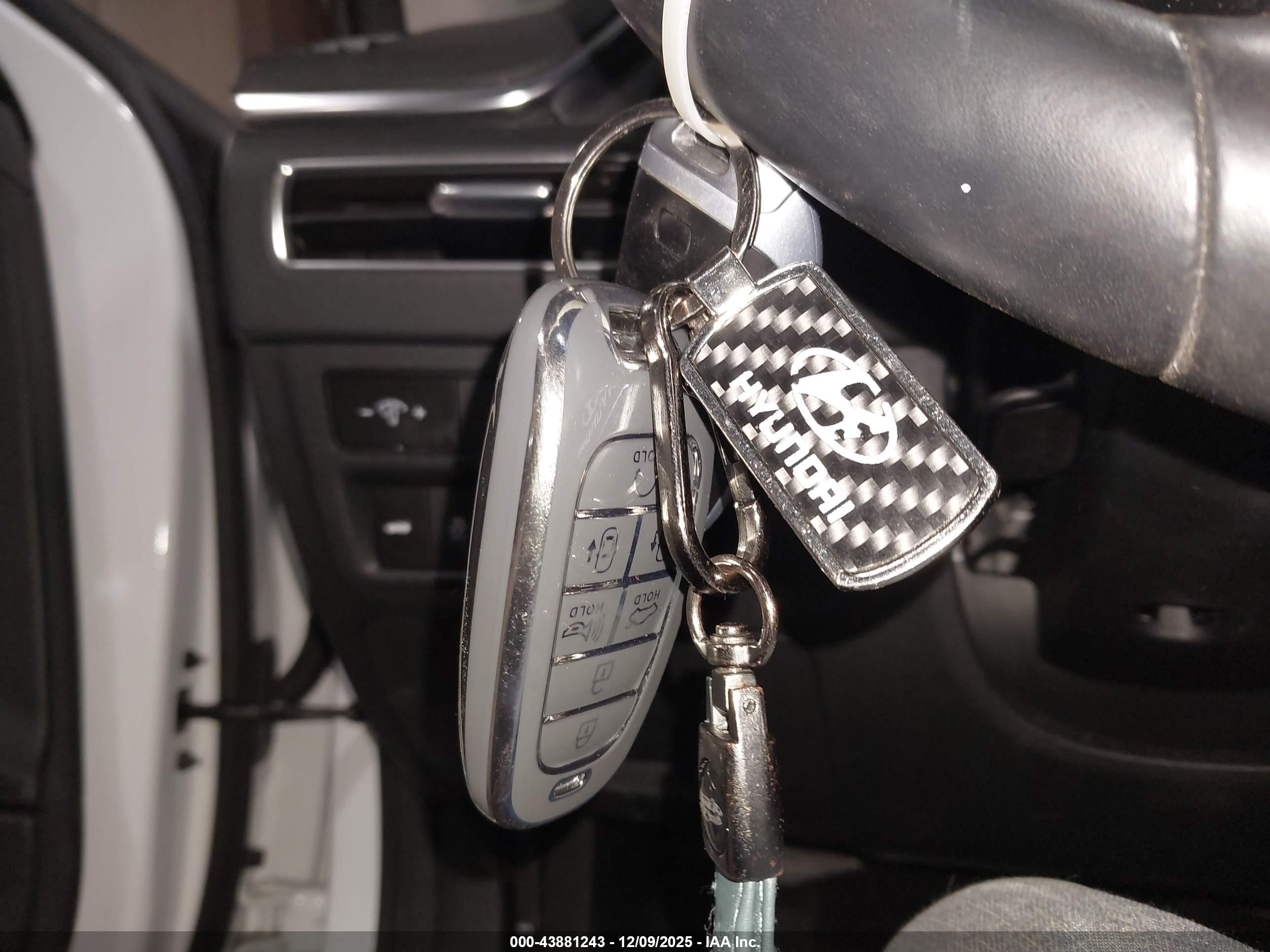 HYUNDAI SONATA image 11