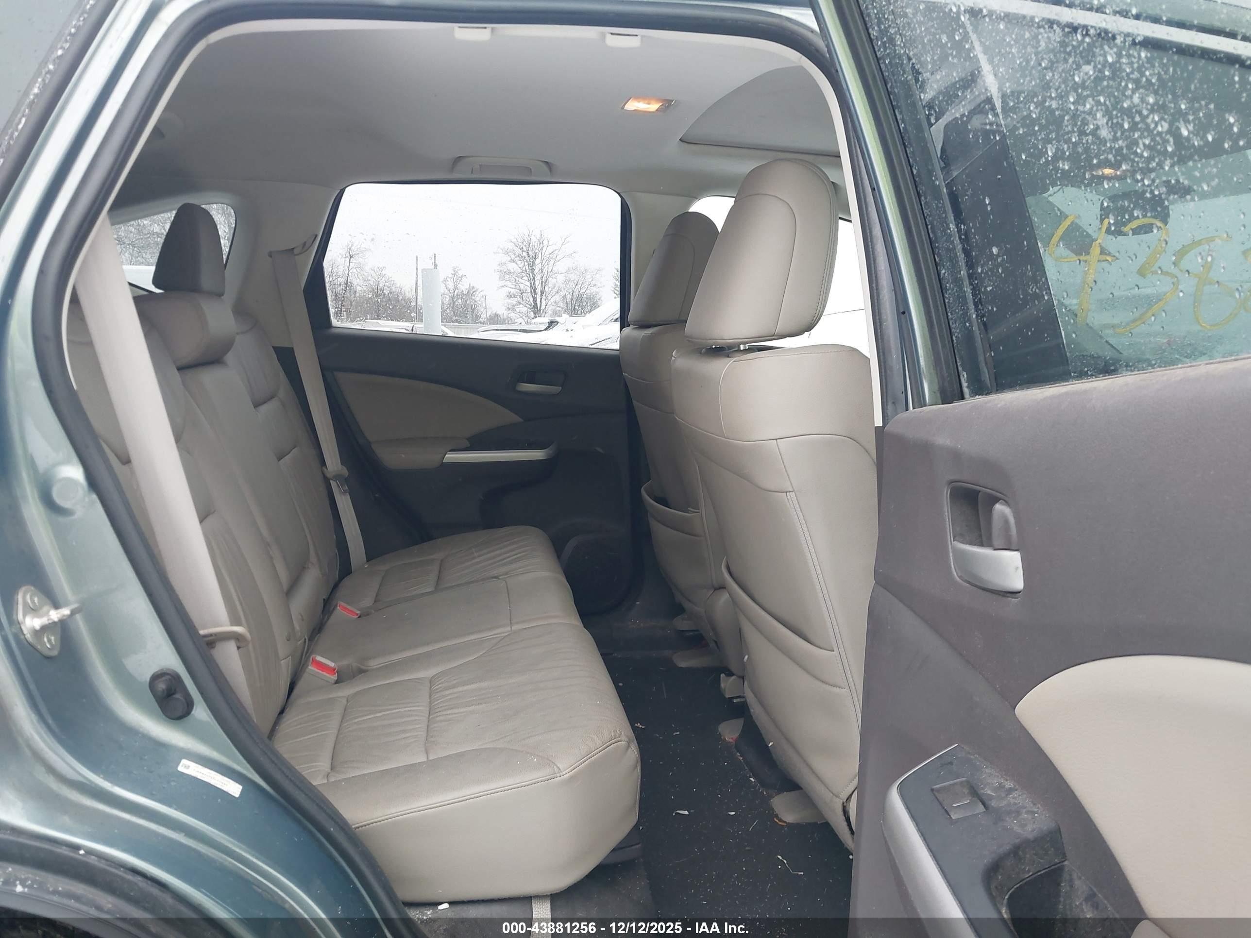 HONDA CR-V image 8