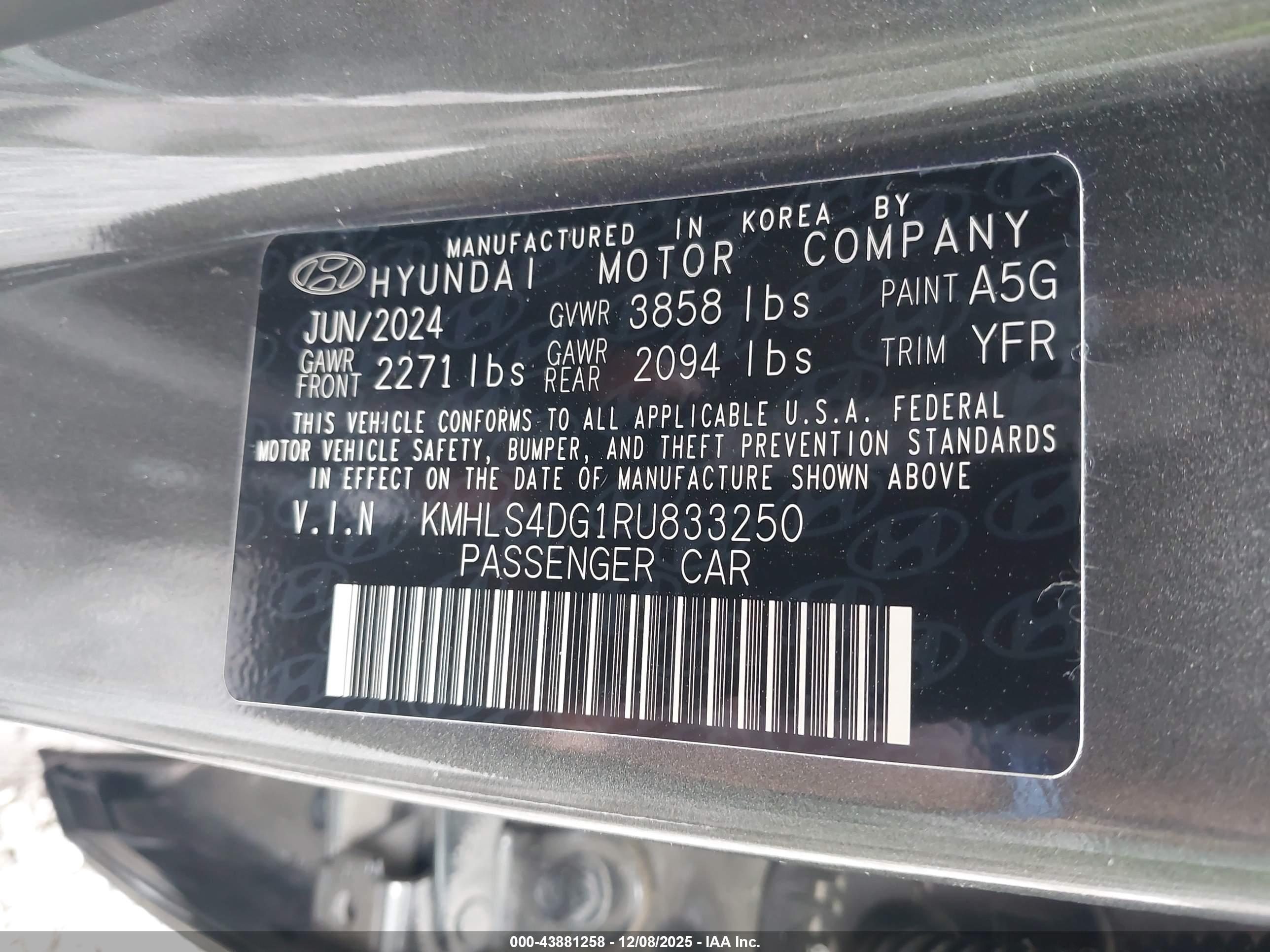 HYUNDAI ELANTRA image 9