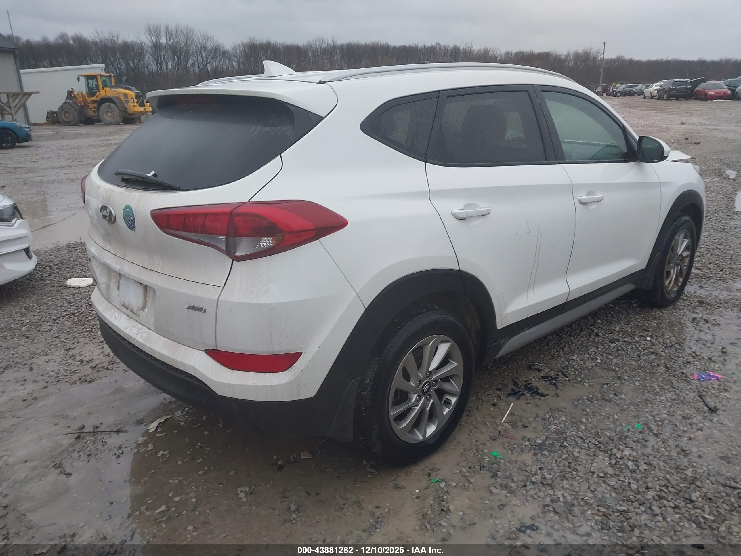 HYUNDAI TUCSON image 4