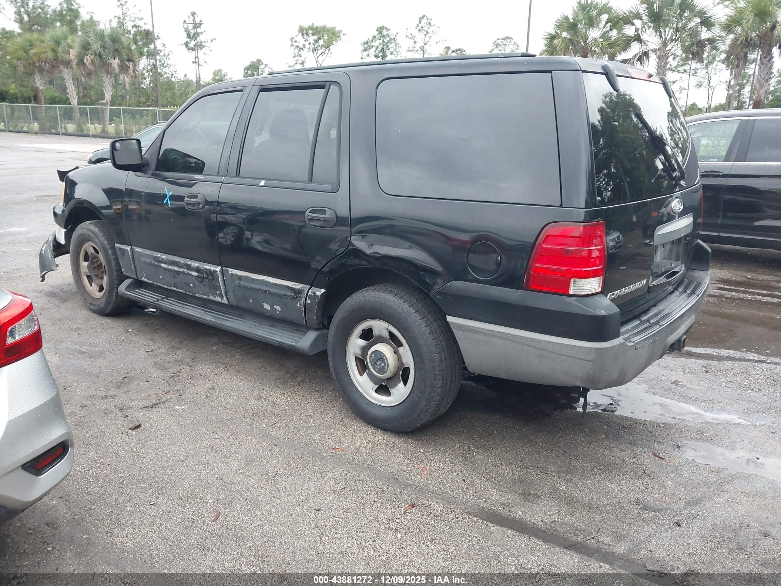 FORD EXPEDITION image 3