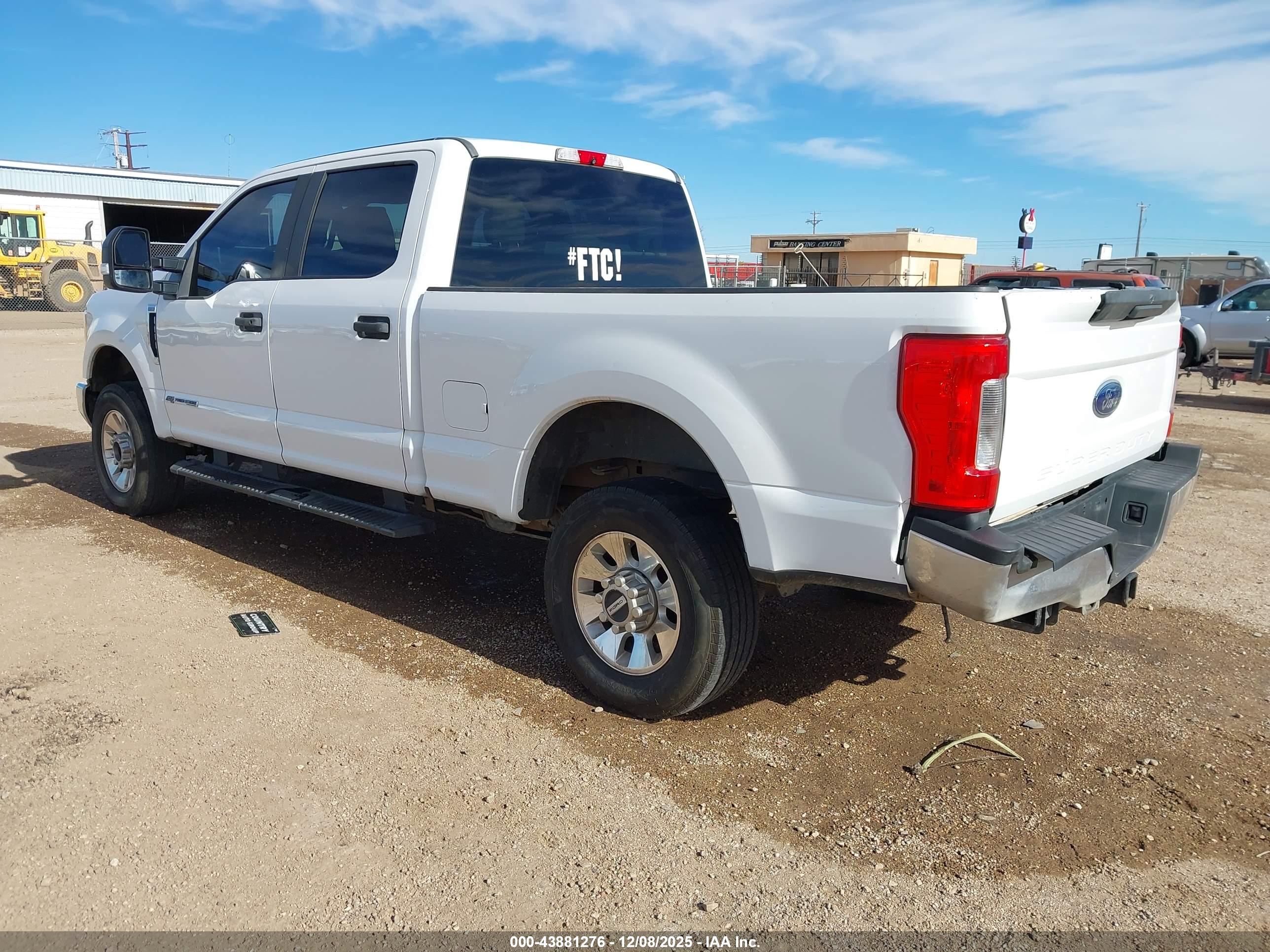 FORD F-250 image 3