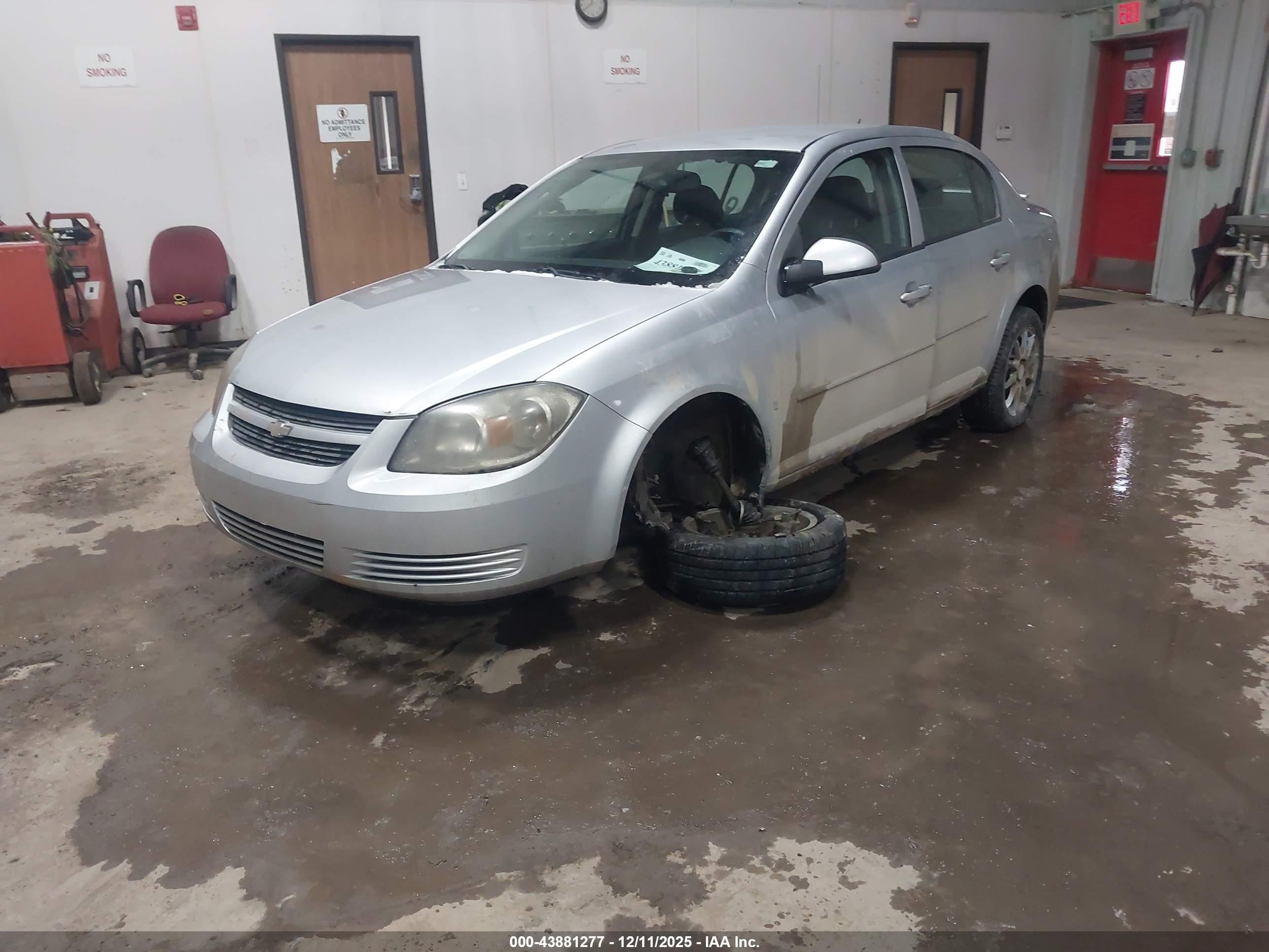 CHEVROLET COBALT image 2