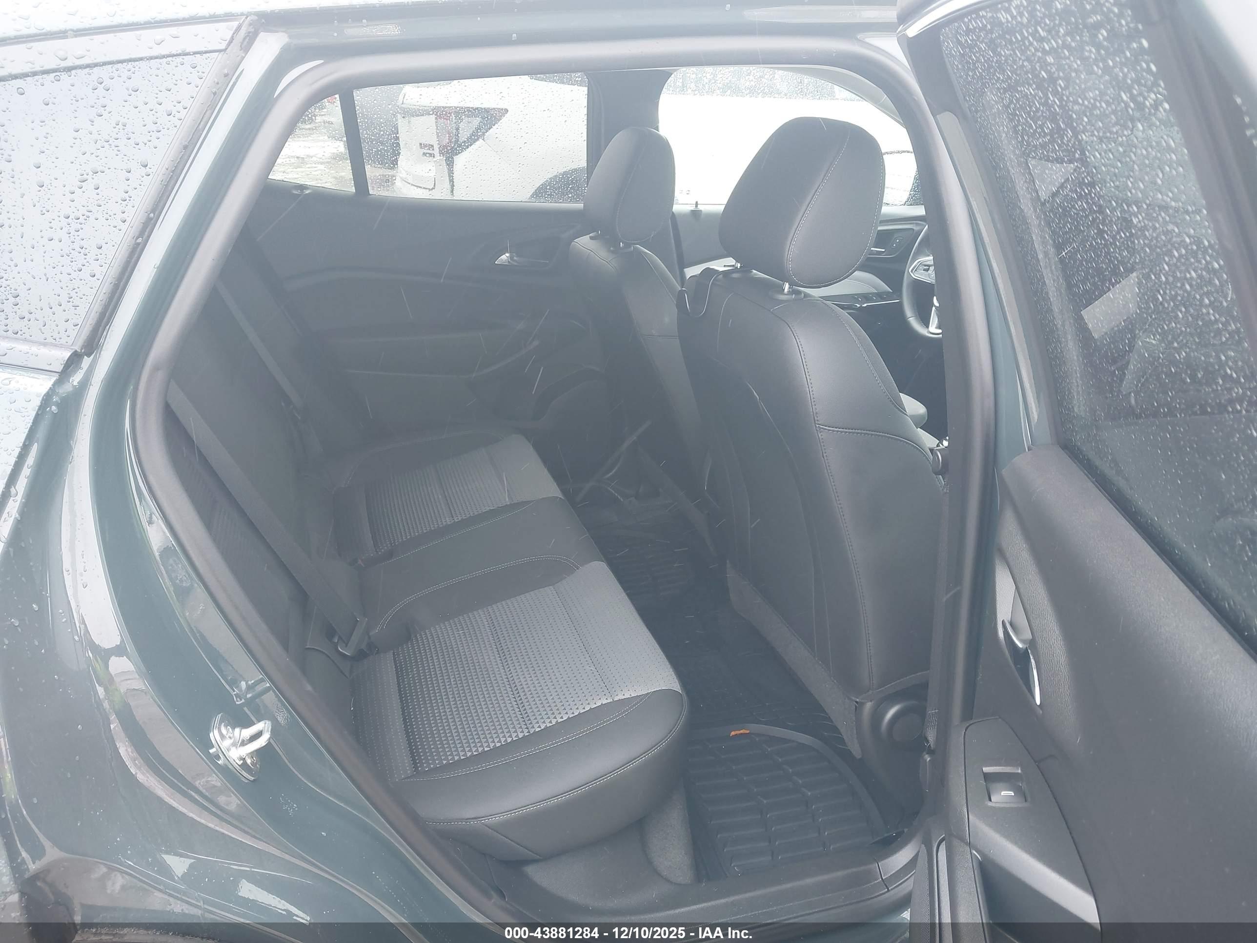 CHEVROLET TRAX image 8