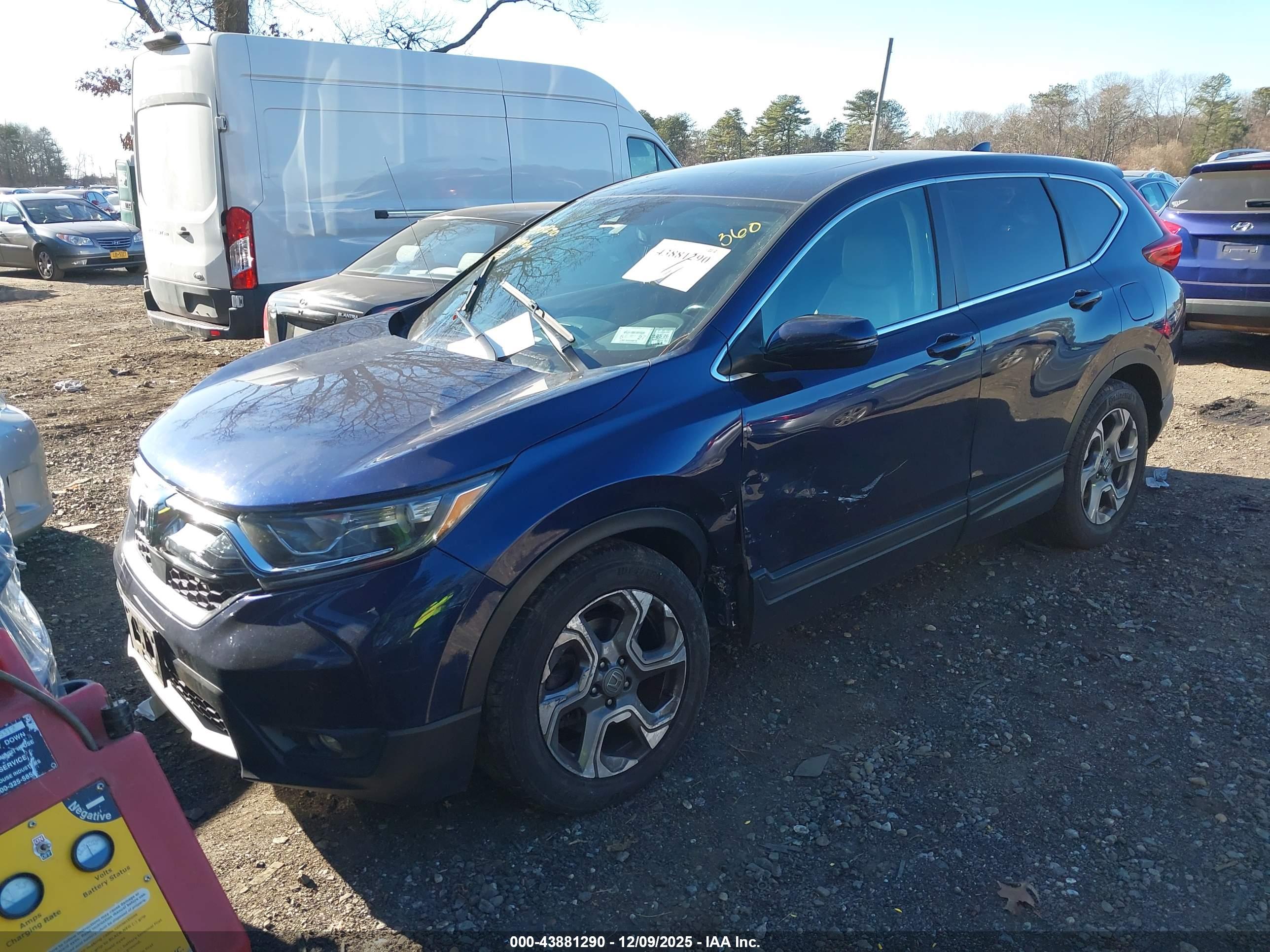 HONDA CR-V image 2