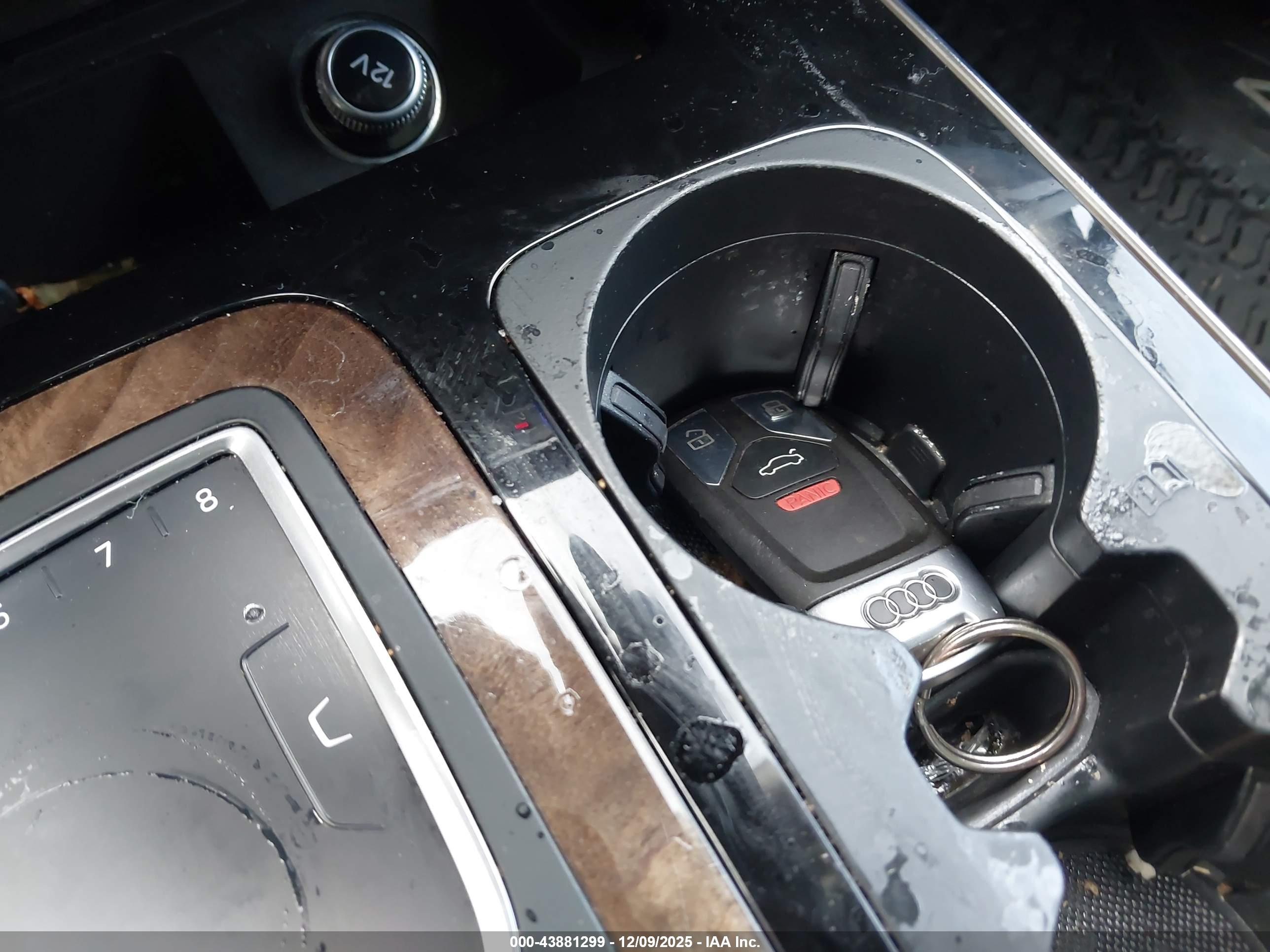 AUDI Q7 image 11