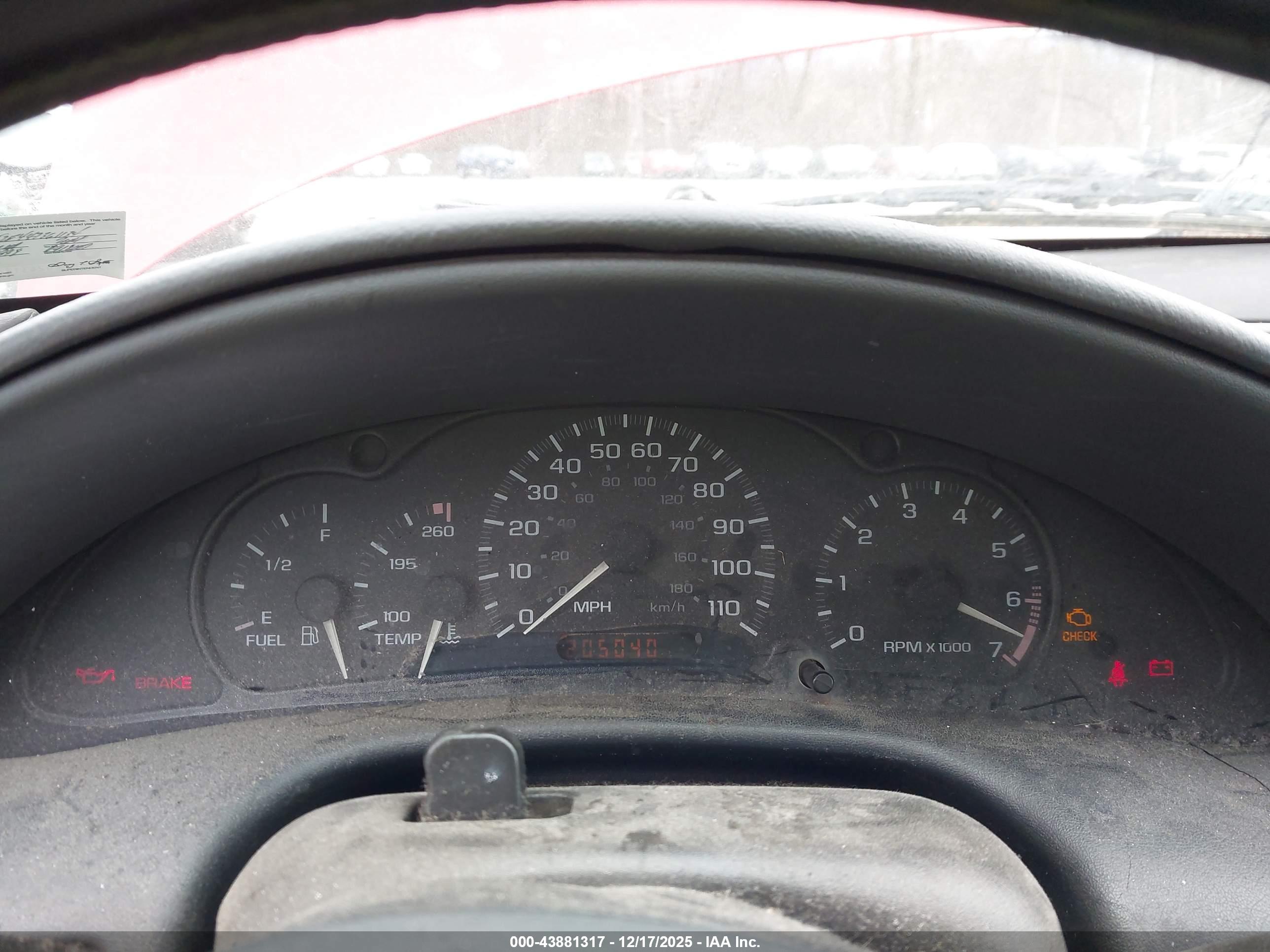 CHEVROLET CAVALIER image 7