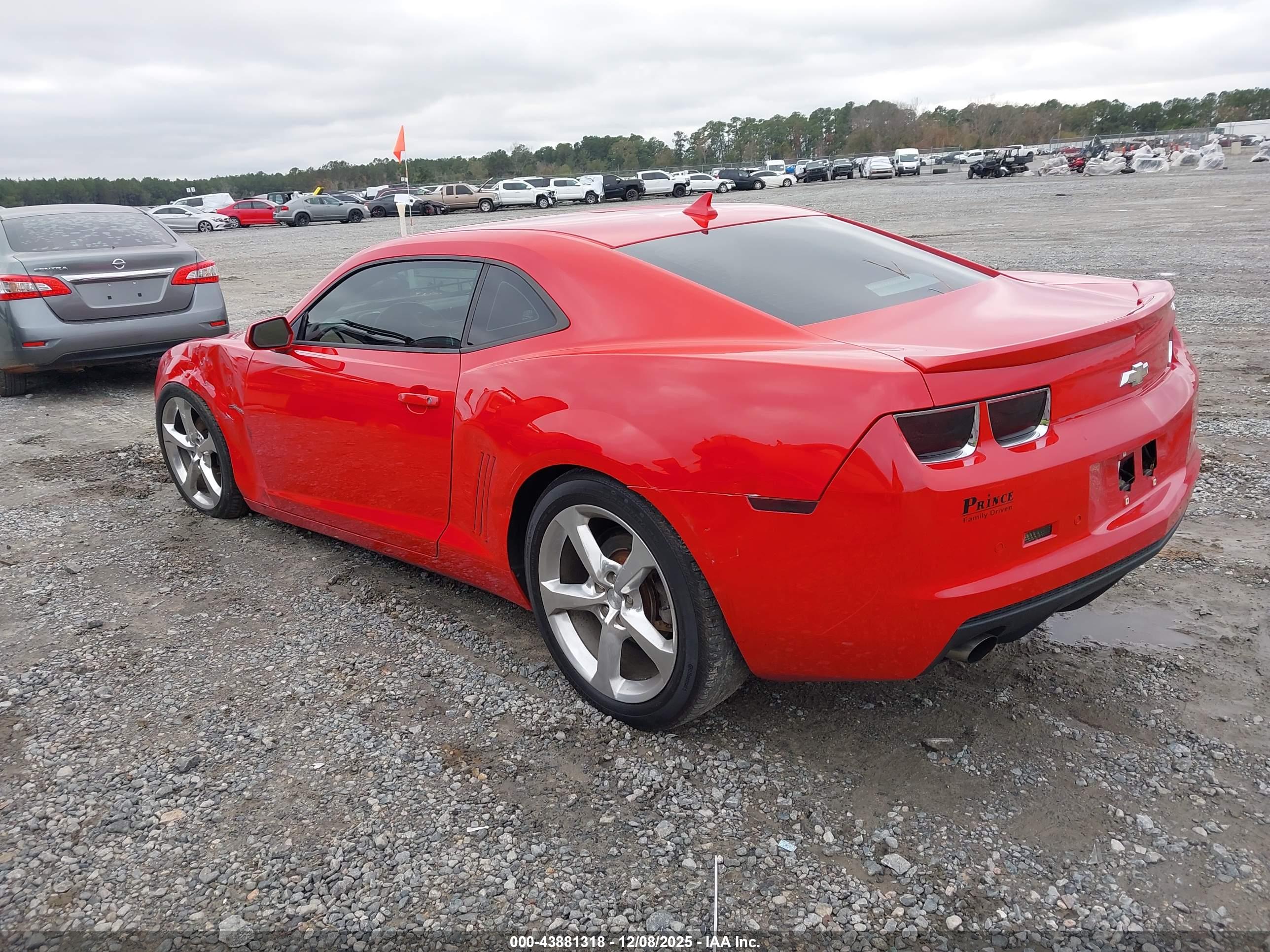 CHEVROLET CAMARO image 3