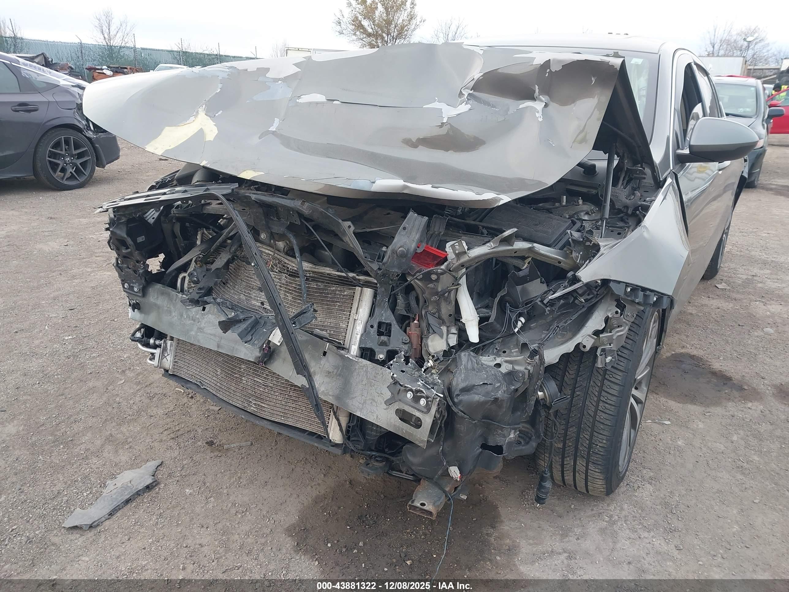 BUICK REGAL image 6