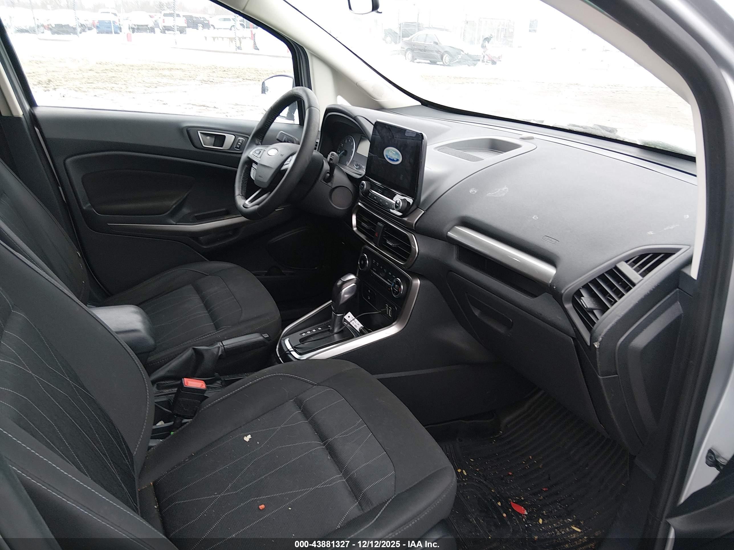 FORD ECOSPORT image 5