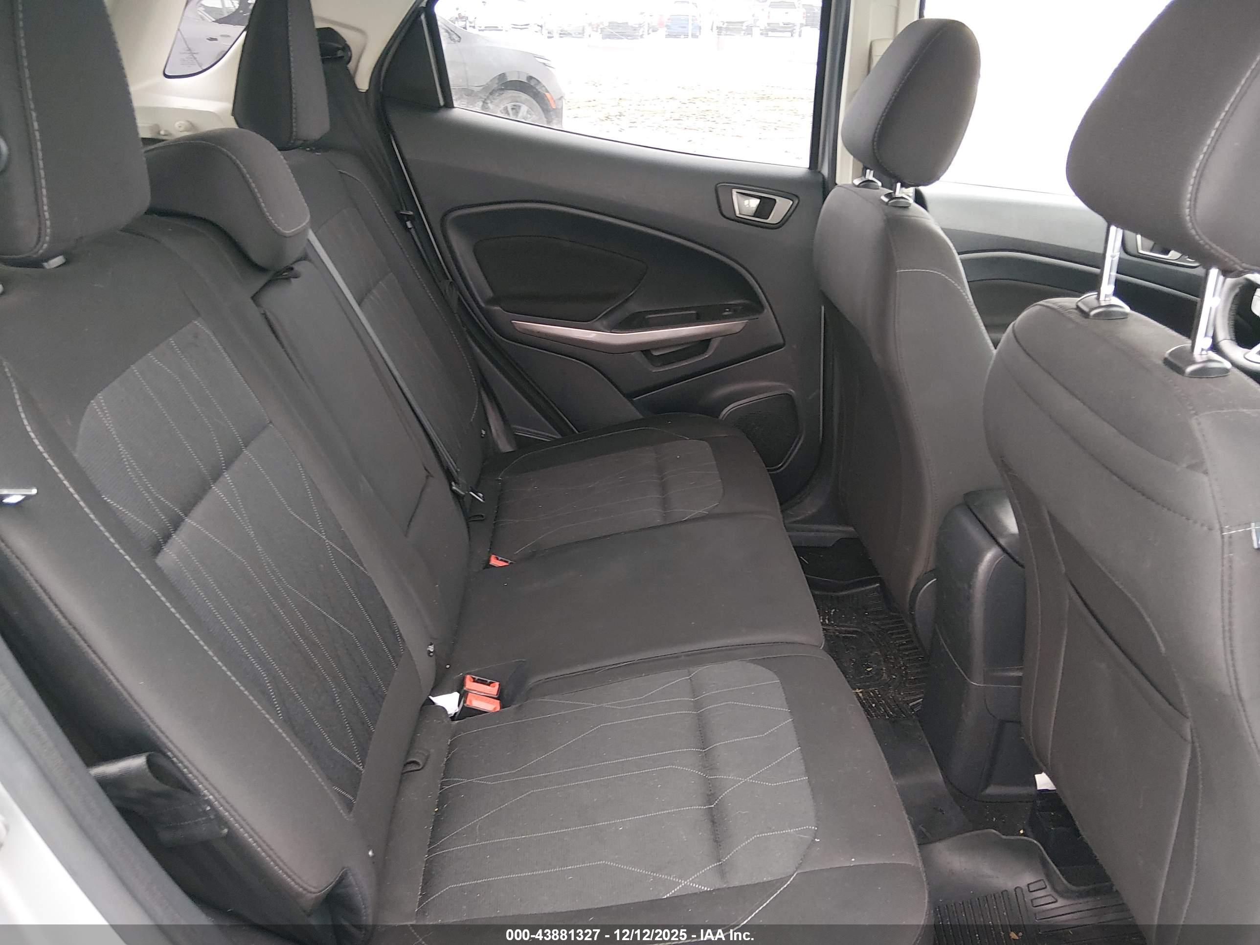 FORD ECOSPORT image 8