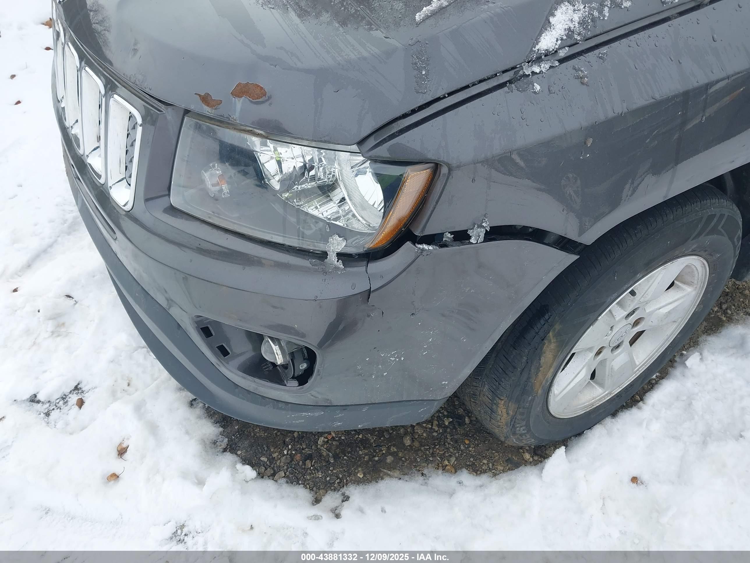 JEEP COMPASS image 6
