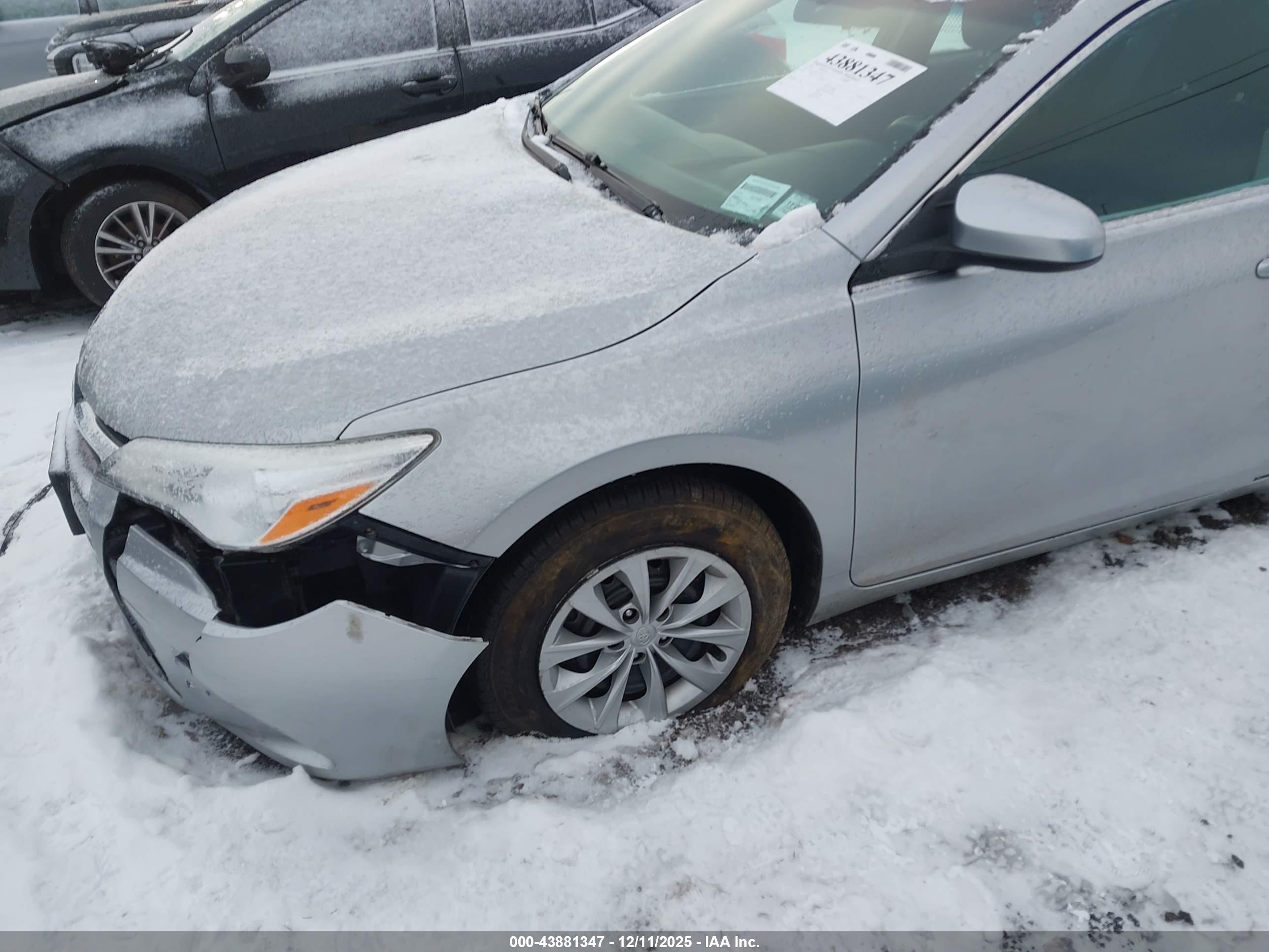 TOYOTA CAMRY image 6