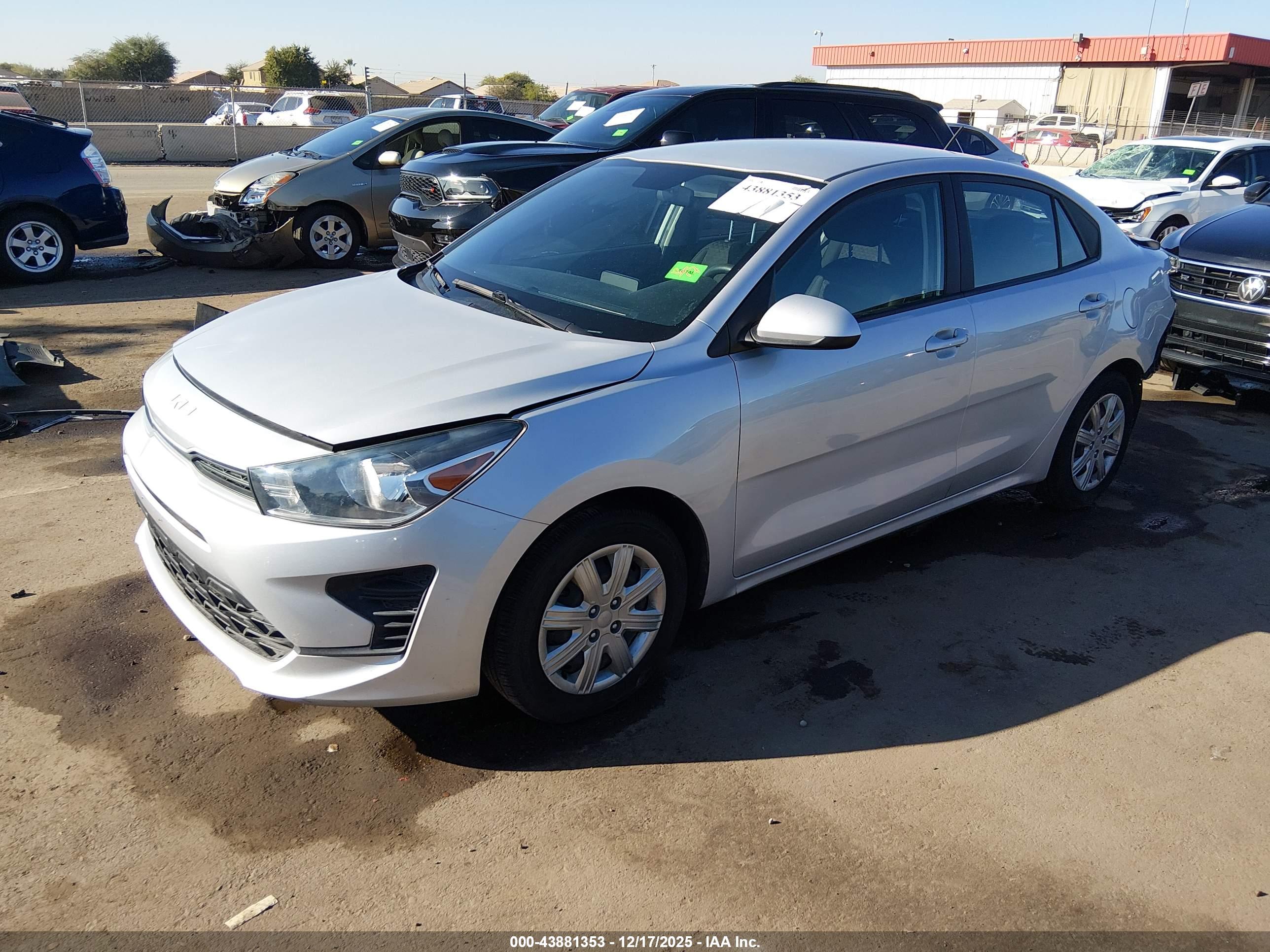 KIA RIO image 2