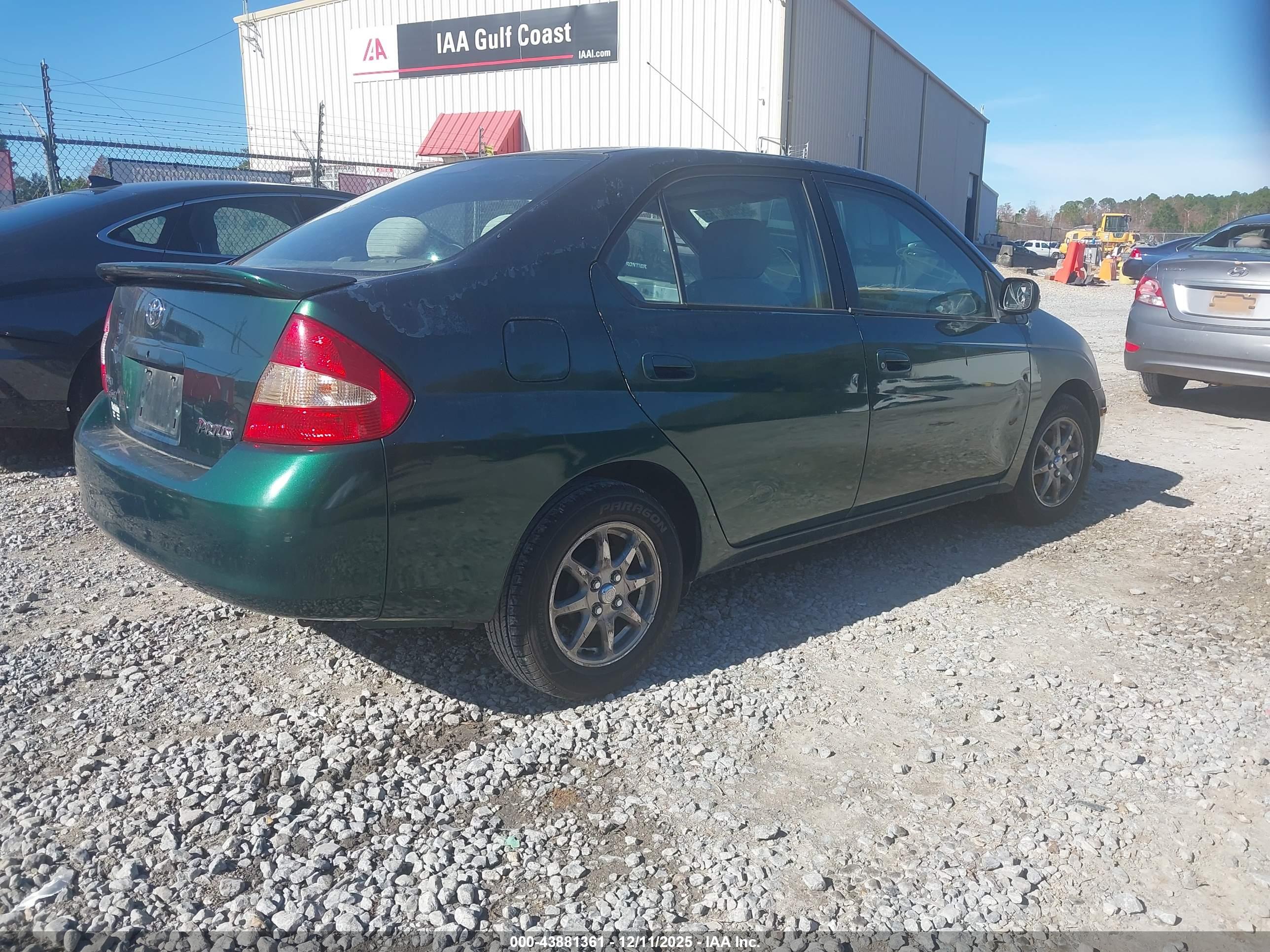 TOYOTA PRIUS image 4